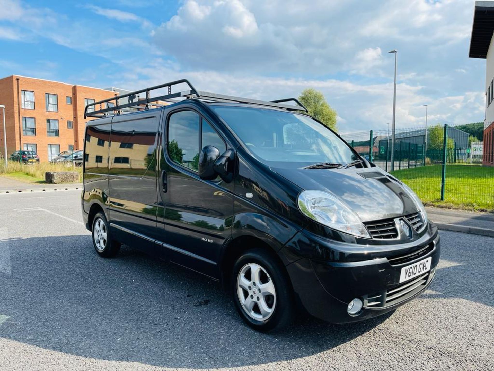 2010 RENAULT TRAFIC SL27 SPORT DCI 115 BLACK PANEL VAN, 114,781 MILES, 2.0 DIESEL *NO VAT*