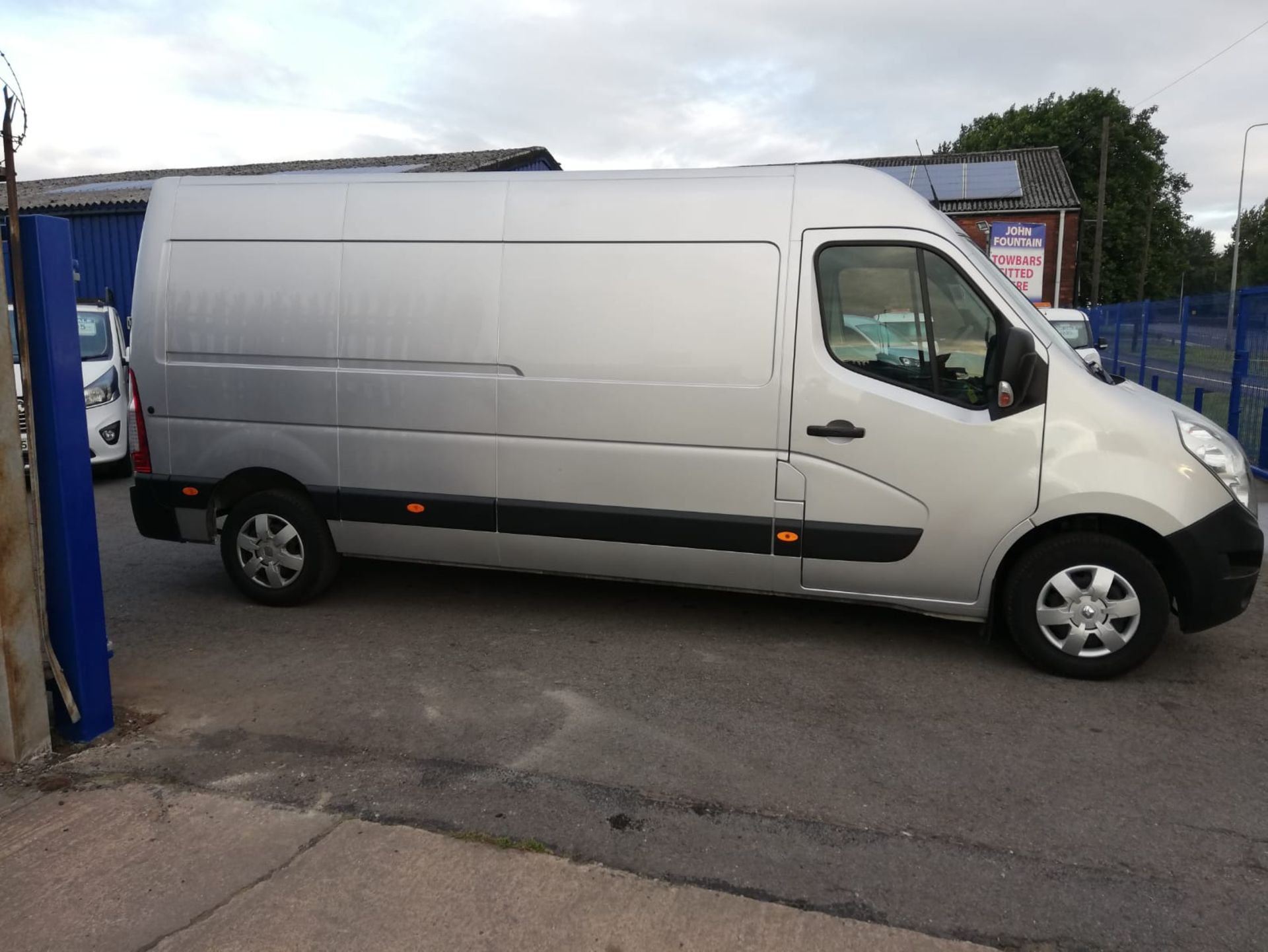 2018 RENAULT MASTER LM35 B-NESS+ ENERGY DCI GREY PANEL VAN, 2.3 DIESEL, 107K MILES *PLUS VAT* - Image 8 of 13