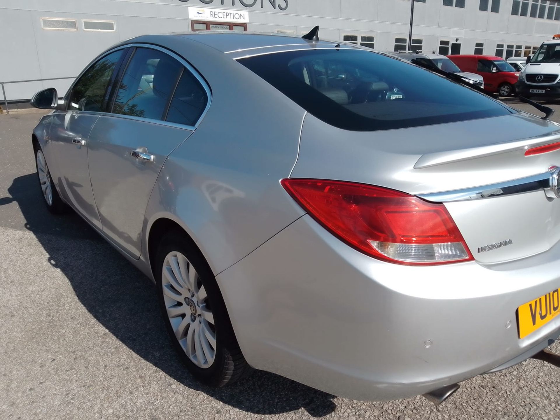 2010 VAUXHALL INSIGNIA ELITENAV CDTI EFLEX SILVER HATCHBACK, 121,724 MILES *NO VAT* - Image 5 of 14