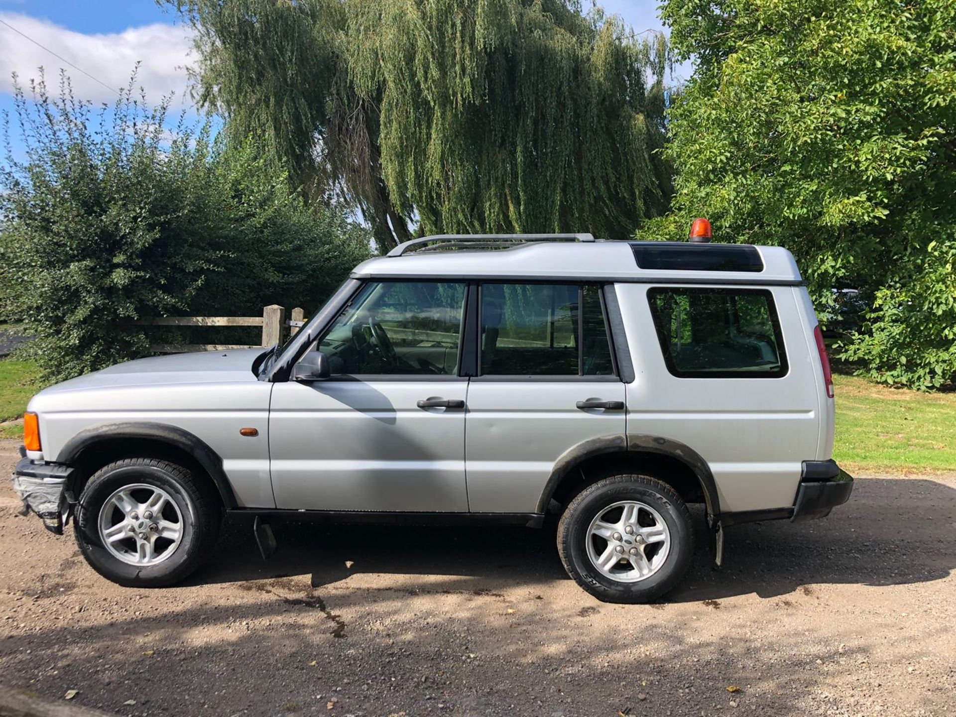 2002 LAND ROVER DISCOVERY TD5 GS SILVER ESTATE, 2.5 DIESEL ENGINE, 201,155 MILES *NO VAT* - Image 4 of 16