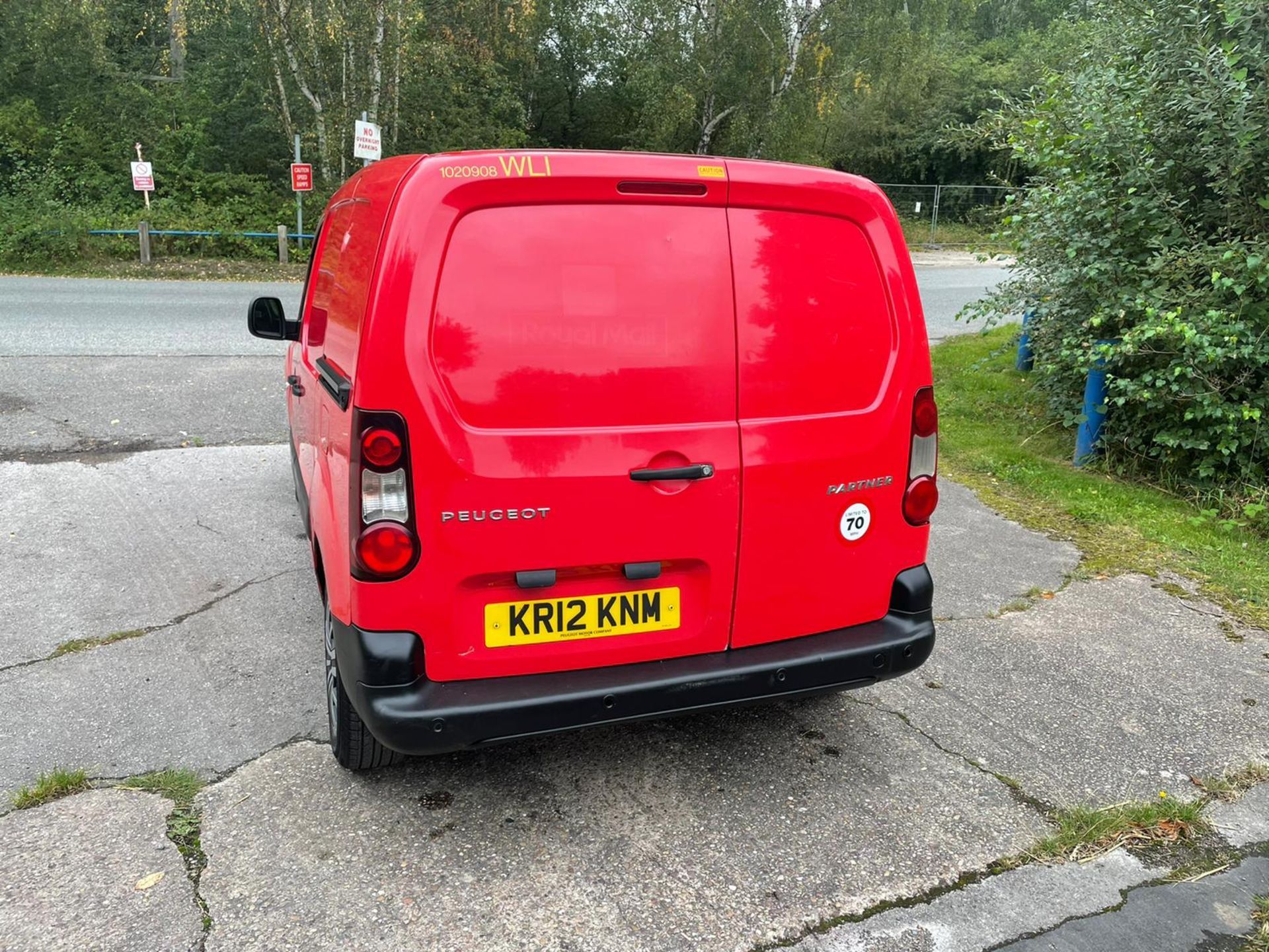 2012 PEUGEOT PARTNER 625 S L1 HDI RED PANEL VAN, 1560cc DIESEL ENGINE, 79,389 MILES *NO VAT* - Image 7 of 20