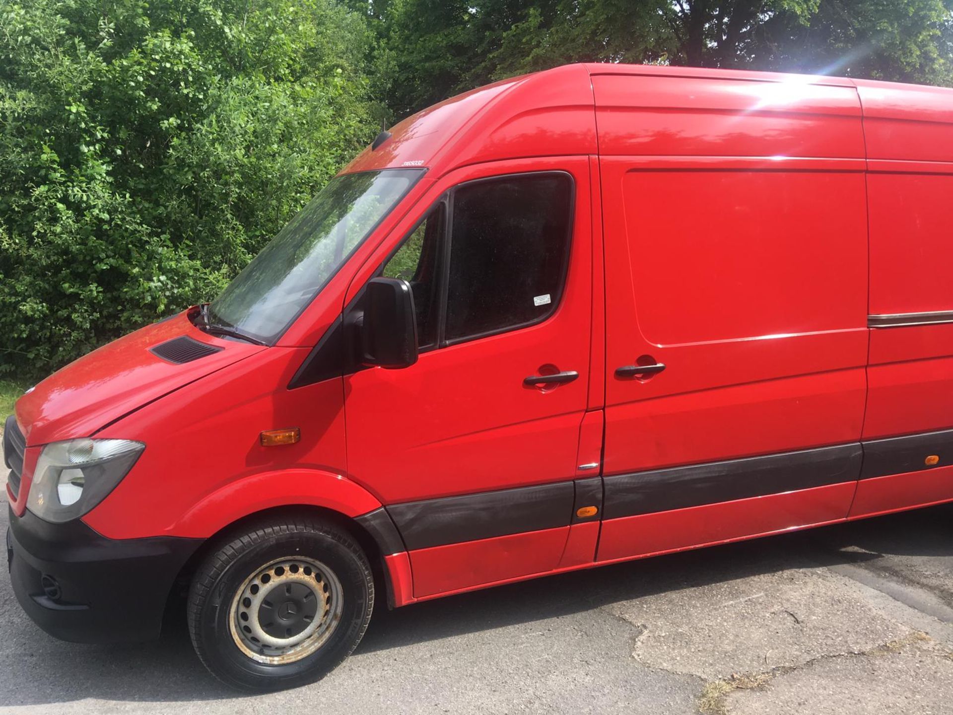 2013 MERCEDES-BENZ SPRINTER 310 CDI RED PANEL VAN, 2143cc DIESEL ENGINE, BLUE EFFICIENCY *NO VAT* - Image 5 of 27