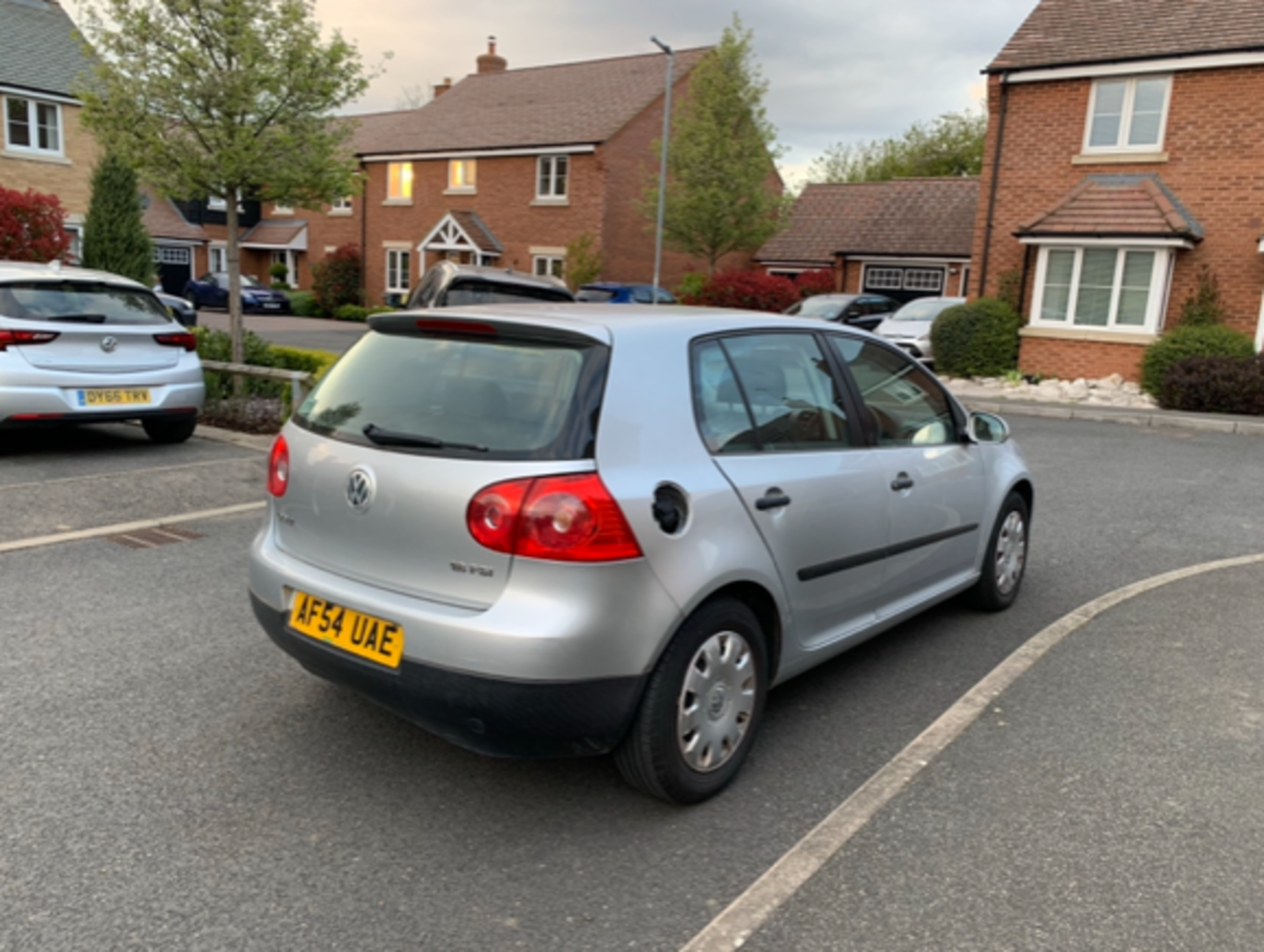 2004 VOLKSWAGEN GOLF S AUTO SILVER HATCHBACK, 1.6 PETROL ENGINE, 95K MILES *NO VAT* - Image 6 of 13