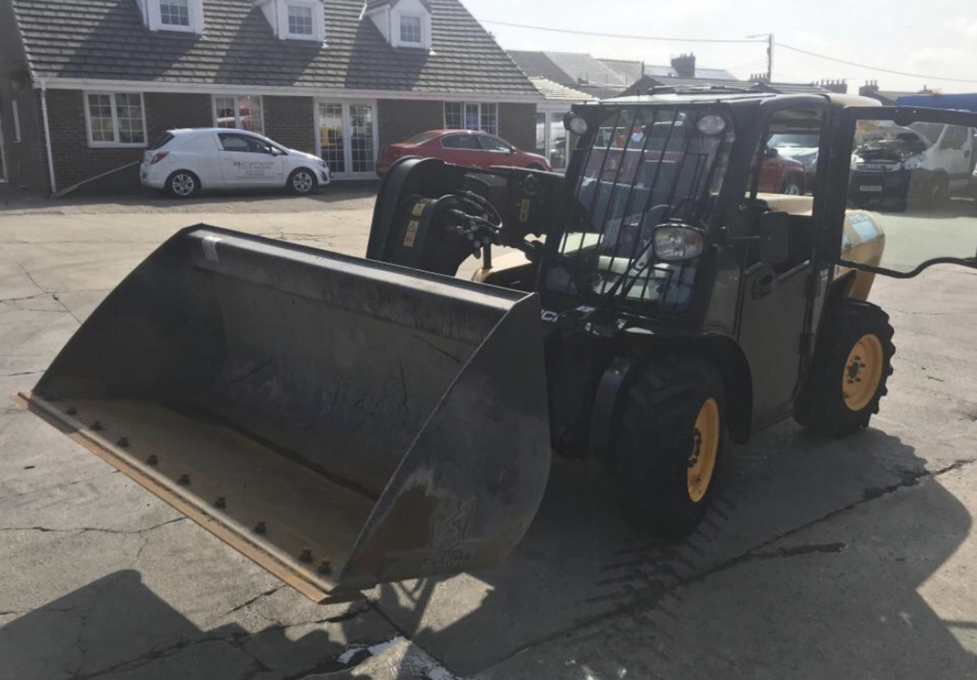 2014 JCB 515-40 TELEHANDLER FORKLIFT 4x4 4 WHEEL STEERING WITH FRONT BUCKET AND FORKS *PLUS VAT* - Image 8 of 17