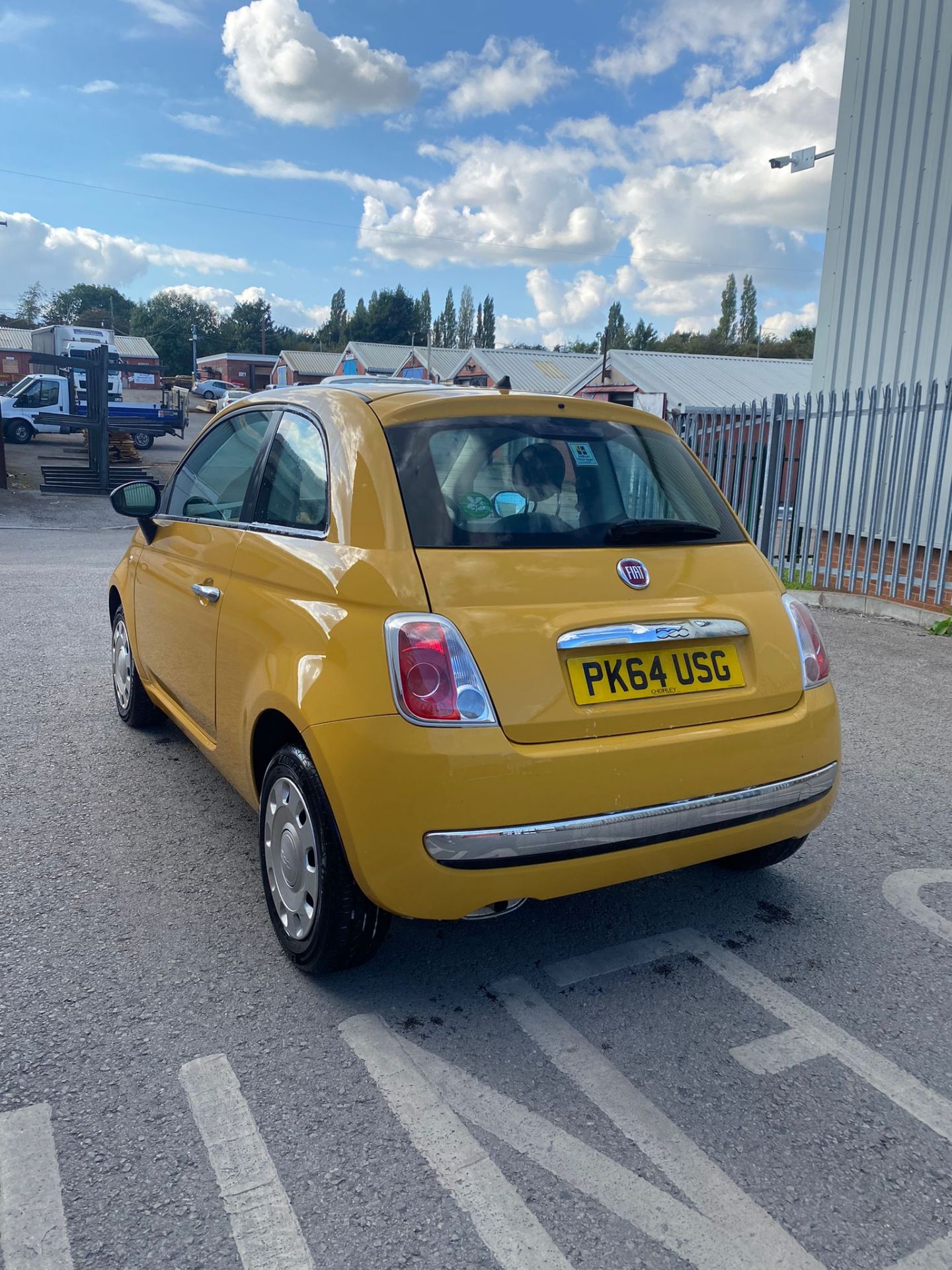 2014 FIAT 500 POP YELLOW HATCHBACK, SHOWING 60K MILES, 1.2 PETROL ENGINE *NO VAT* - Image 4 of 14