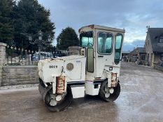 INGERSOLL RAND DD25 TWIN DRUM ROLLER, RUNS DRIVES AND VIBRATES, SHOWING A LOW 3309 HOURS *PLUS VAT*