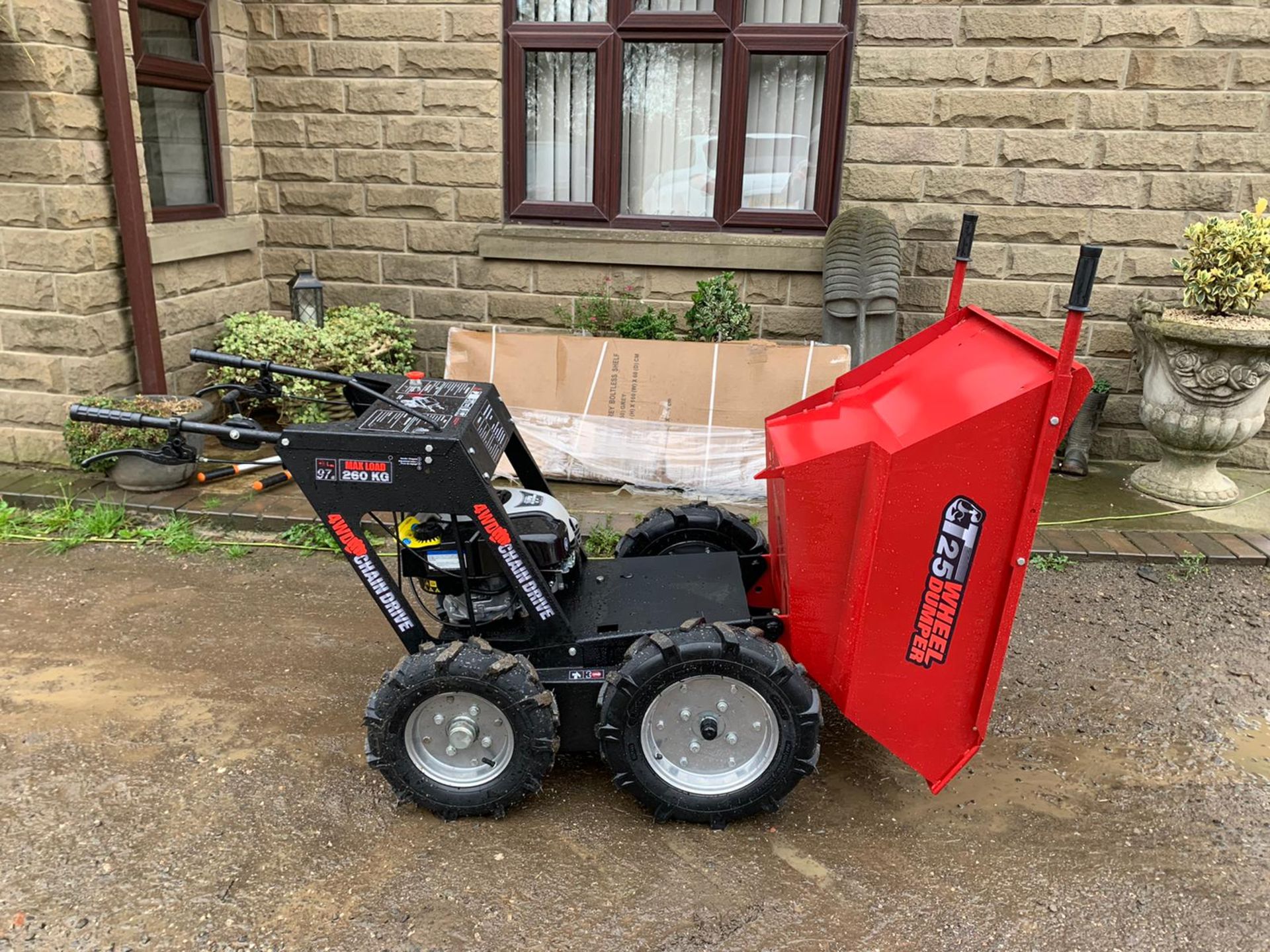 NEW AND UNUSED 260kg 4WD WALK BEHIND DUMPER, BRIGGS AND STRATTON ENGINE *NO VAT* - Image 6 of 10