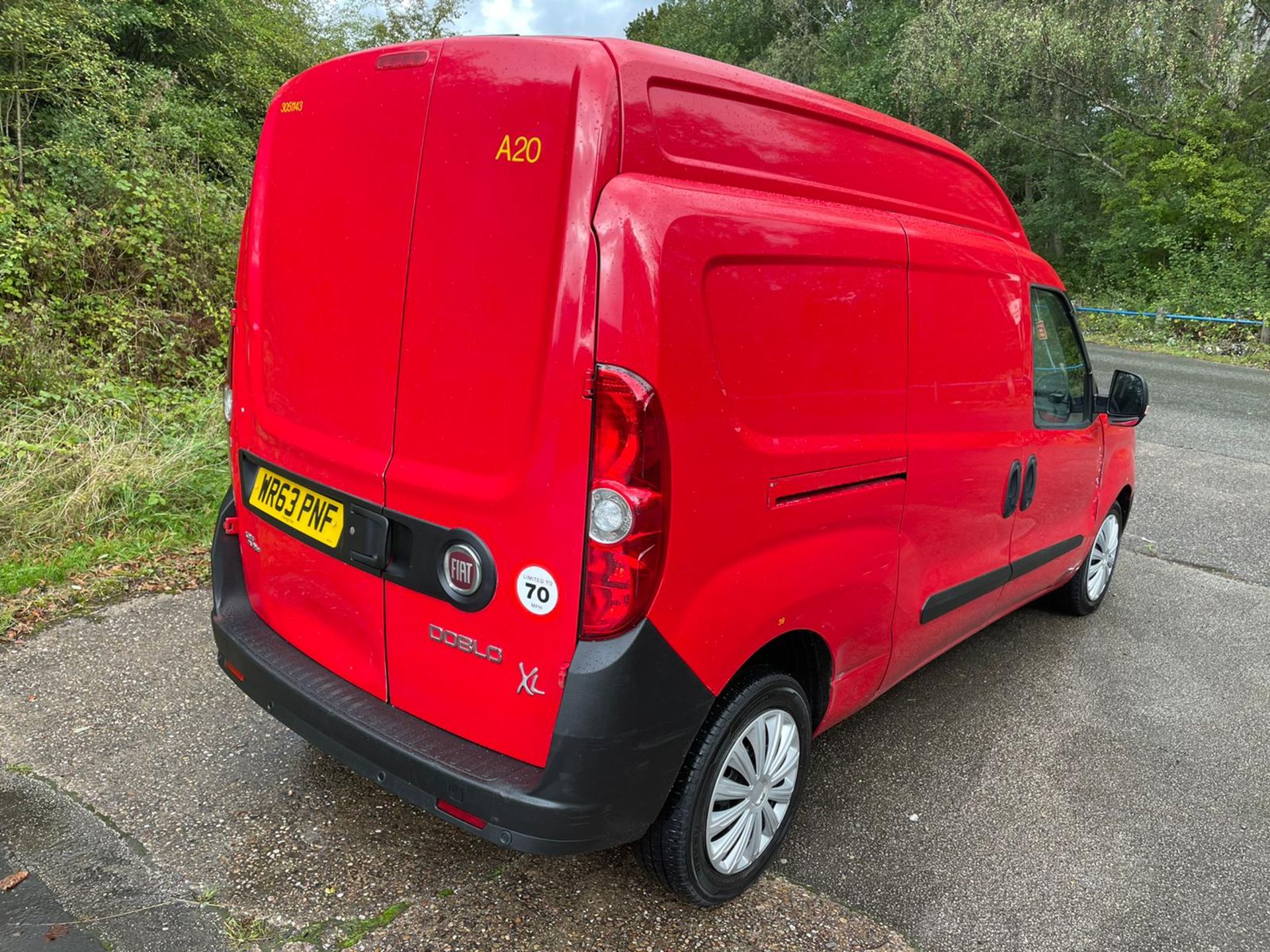 2013 FIAT DOBLO 16V XL MULTIJET LWB RED PANEL VAN, 64,638 MILES, 1.6 DIESEL, REVERSING SENSORS - Image 7 of 22