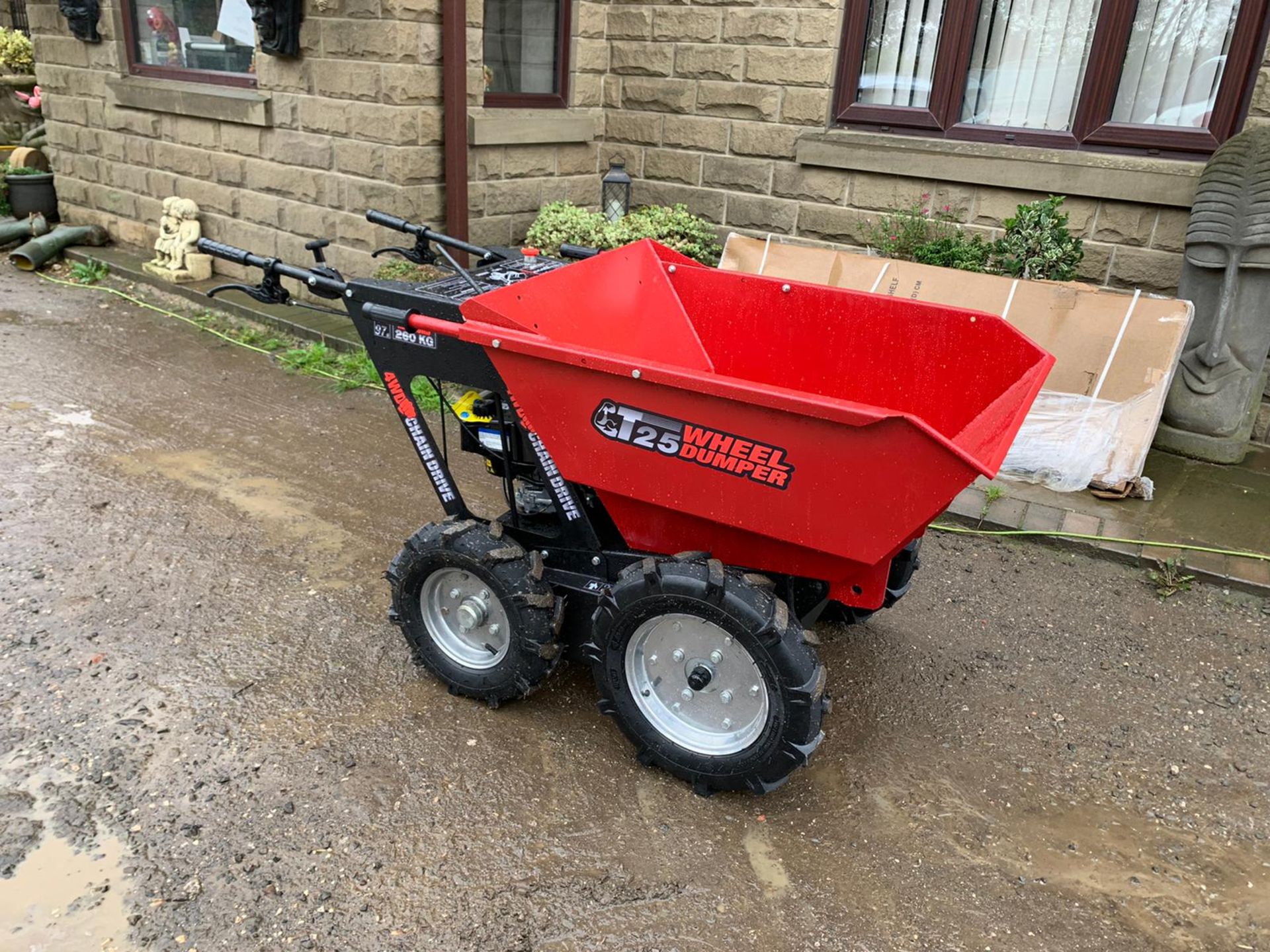 NEW AND UNUSED 260kg 4WD WALK BEHIND DUMPER, BRIGGS AND STRATTON ENGINE *NO VAT* - Image 2 of 10
