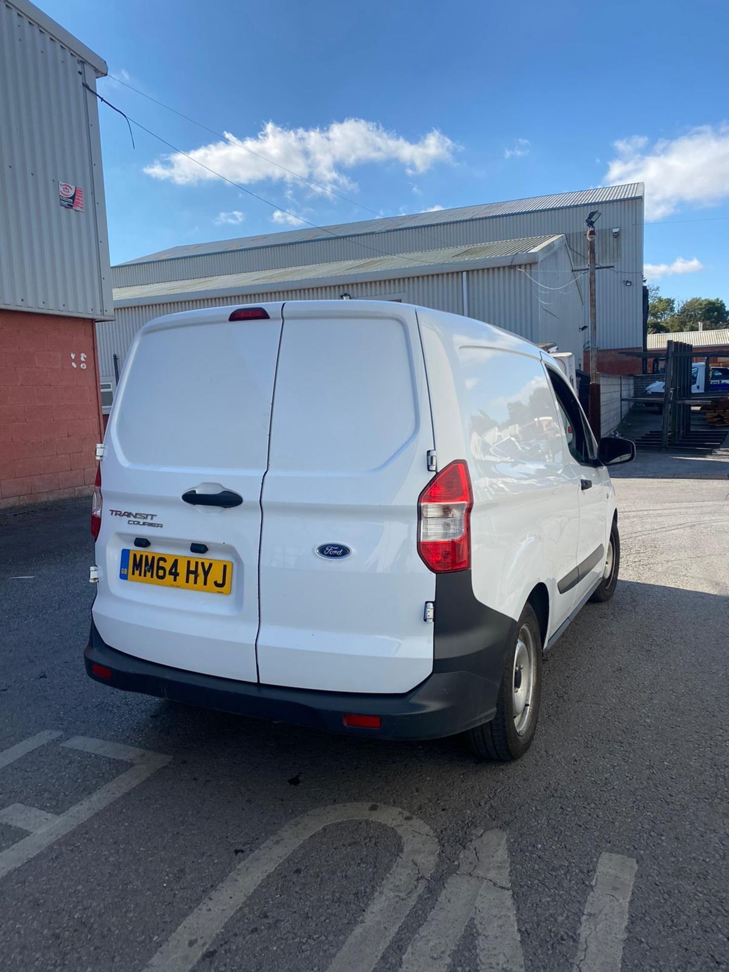 2015/64 FORD TRANSIT COURIER BASE TDCI WHITE PANEL VAN, 100,004 MILES, 1.5 DIESEL ENGINE *NO VAT* - Image 7 of 15