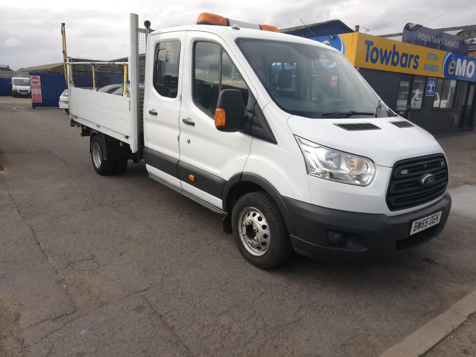 2015/65 FORD TRANSIT 350 DROPSIDE TAIL LIFT, 54K MILES WITH 4 SERVICE HISTORY STAMPS *PLUS VAT*