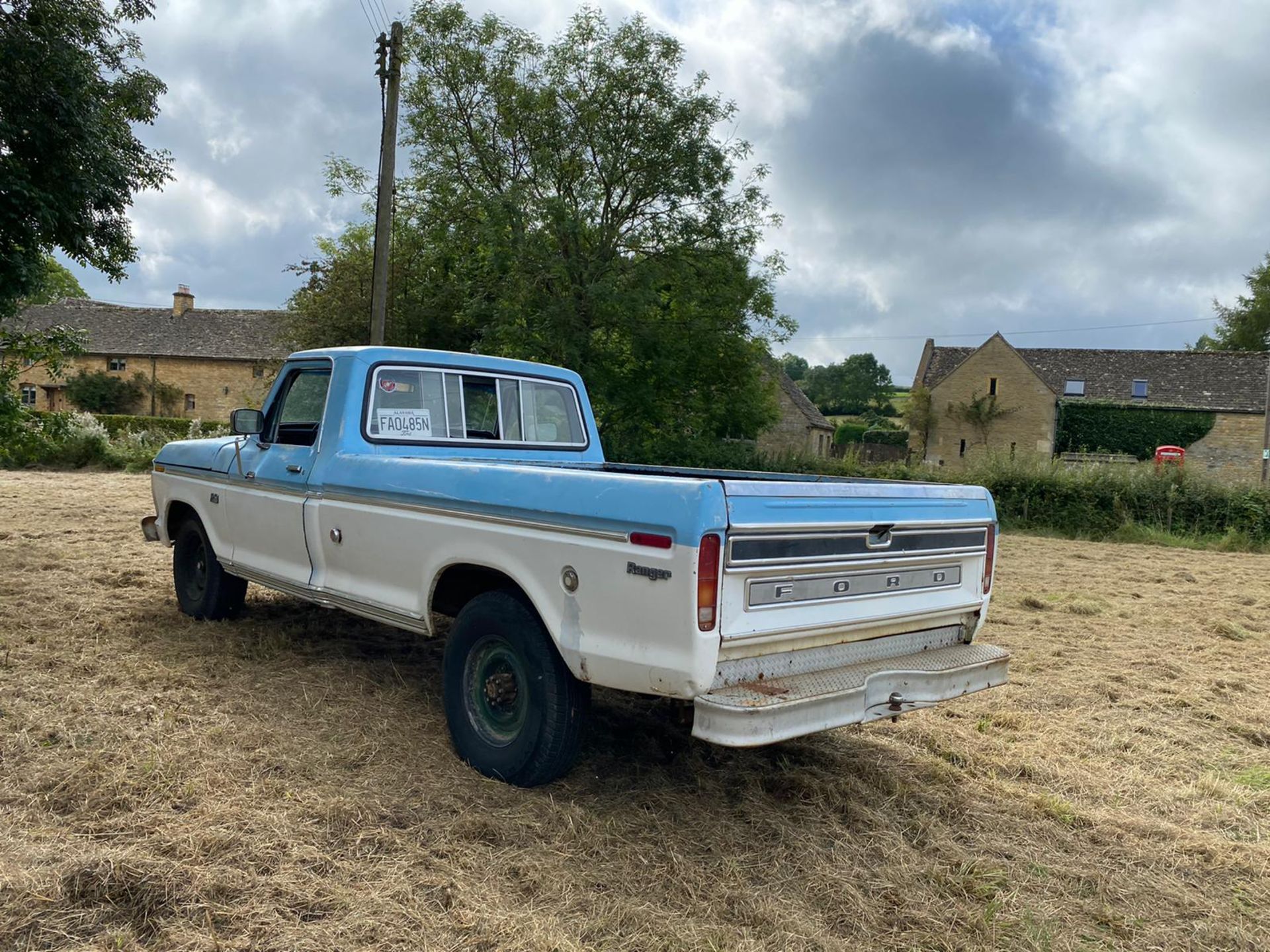 1975 FORD F-250 6.4 (390) V8, 4 SPEED MANUAL, HAS JUST BEEN REGISTERED, NEW BENCH SEAT *NO VAT* - Image 8 of 22