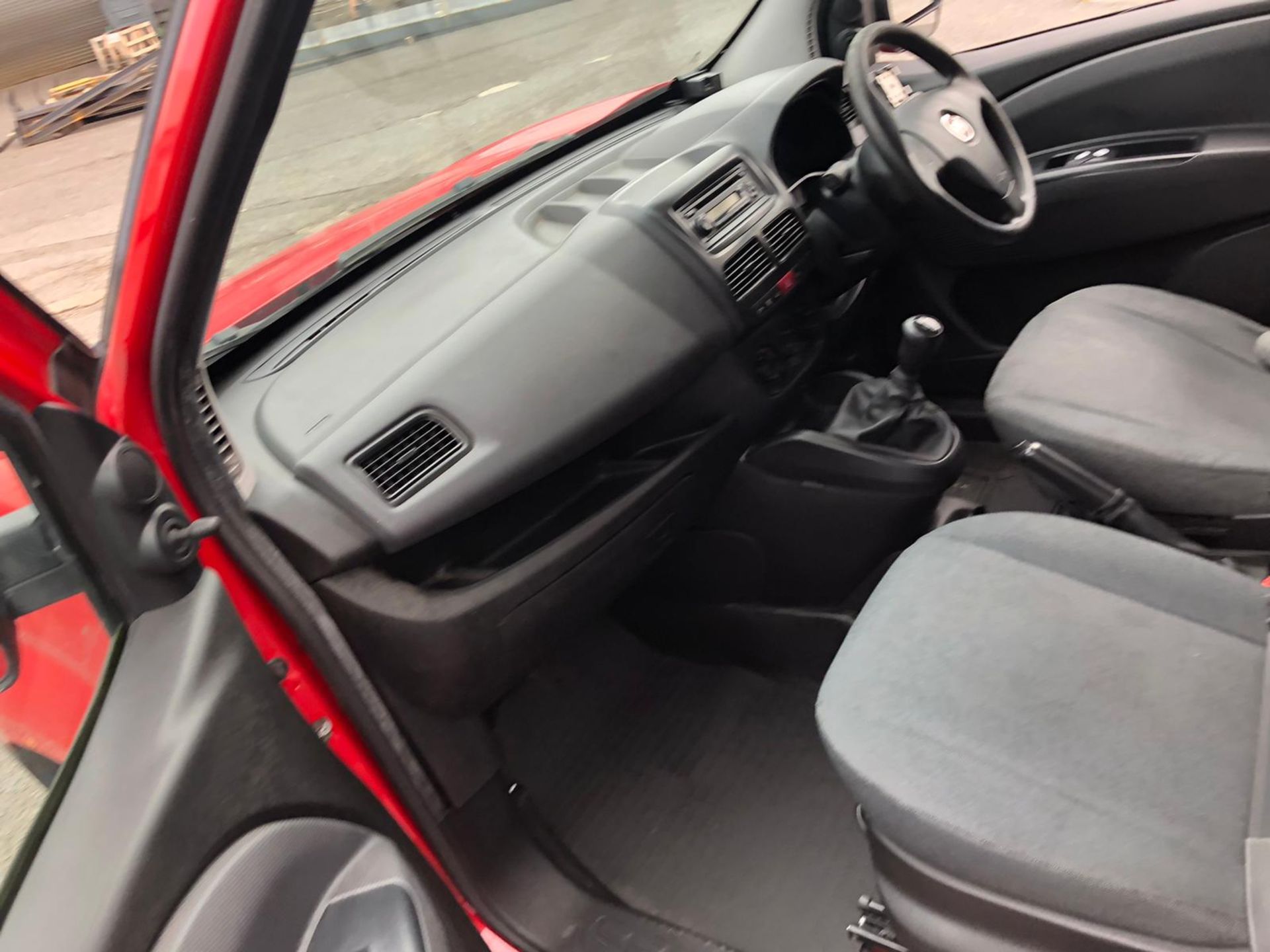 2014 FIAT DOBLO 16V MULTIJET RED PANEL VAN, 1.3 DIESEL ENGINE, 60,812 MILES *PLUS VAT* - Image 8 of 12