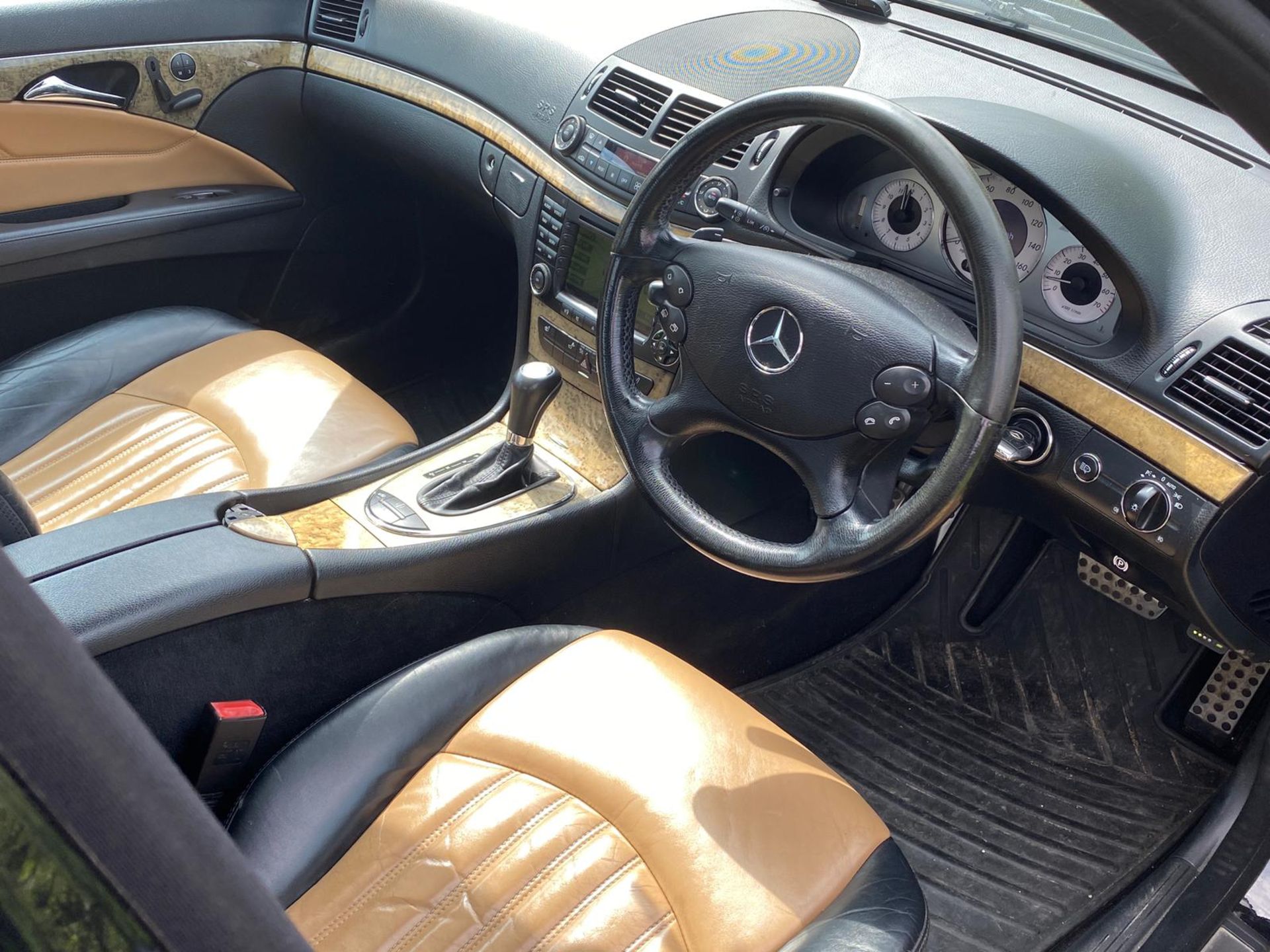 2006 MERCEDES E500 SPORT AUTO BLACK 4 DOOR SALOON, 5461cc GAS BI-FUEL, 188,042 MILES *NO VAT* - Image 15 of 25