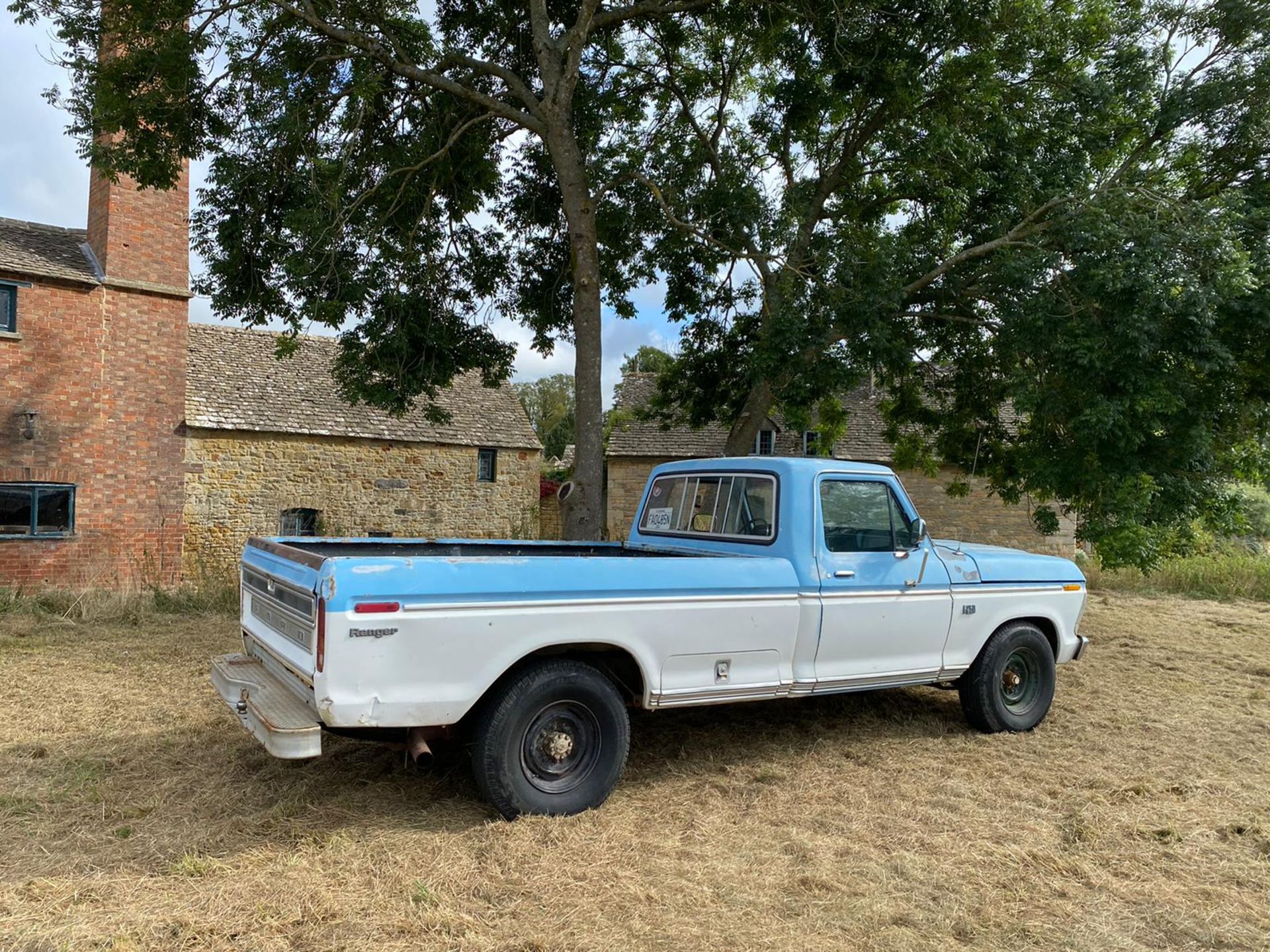 1975 FORD F-250 6.4 (390) V8, 4 SPEED MANUAL, HAS JUST BEEN REGISTERED, NEW BENCH SEAT *NO VAT* - Image 12 of 22