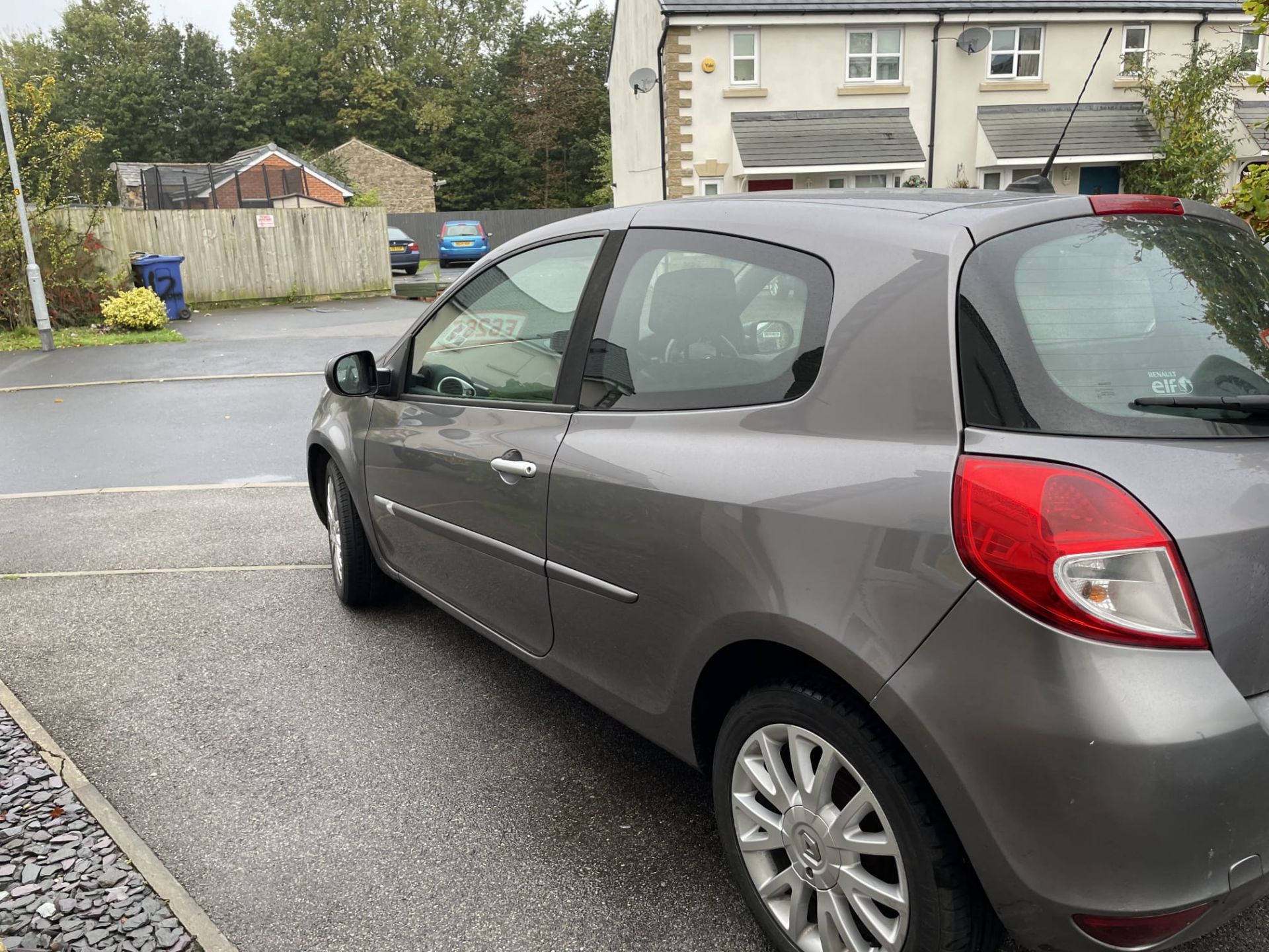 2010 RENAULT CLIO DYNAMIQUE 16V GREY HATCHBACK, 1149cc PETROL ENGINE, 46K MILES *NO VAT* - Image 4 of 7