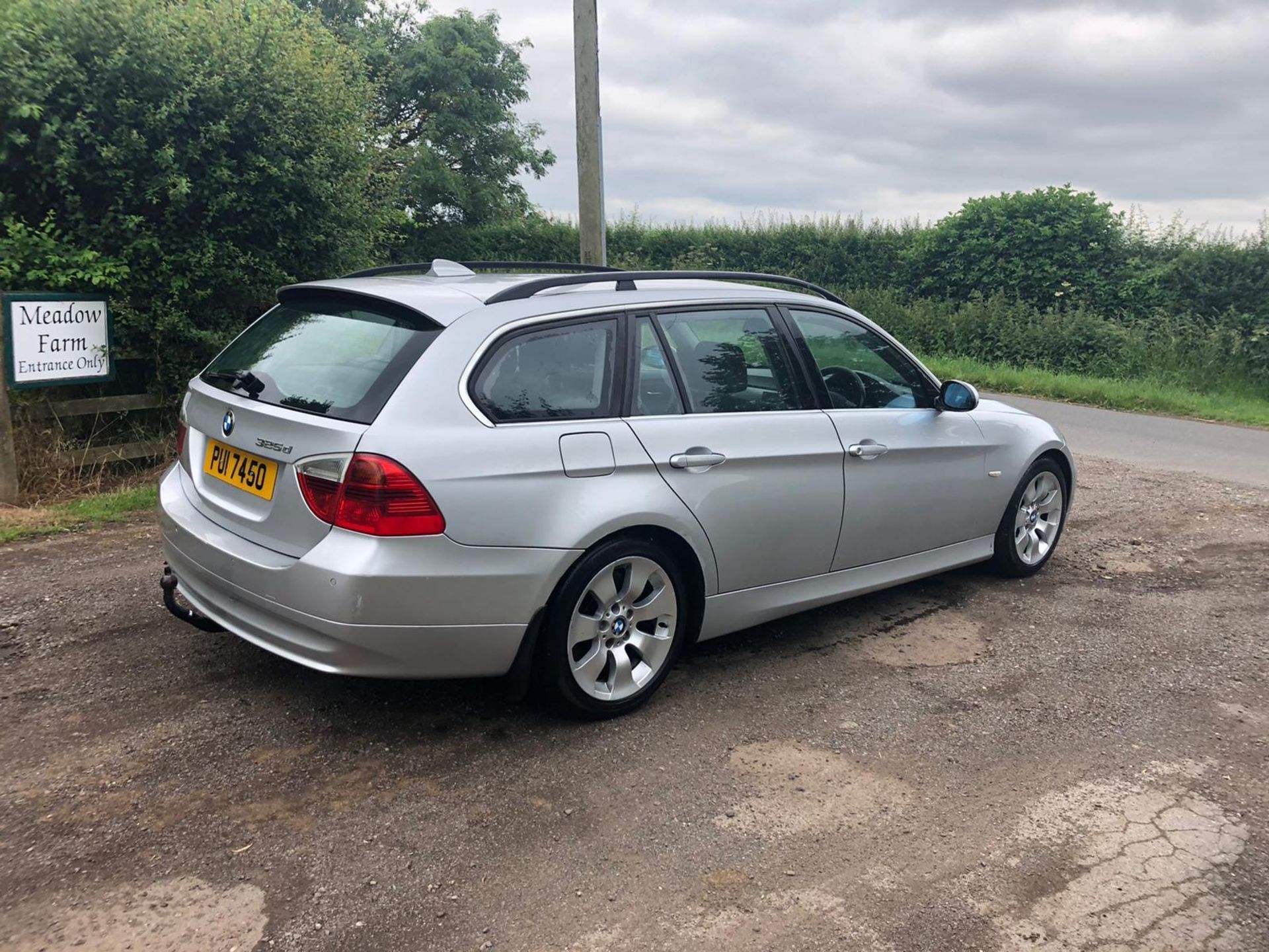 2007 BMW 325D SE TOURING A SILVER ESTATE, 3.0 DIESEL, AUTO 6 GEARS, 210,176 MILES *NO VAT* - Image 6 of 13