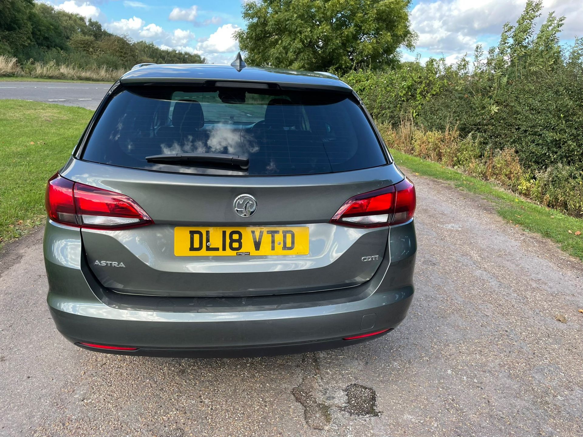 2018 VAUXHALL ASTRA SRI NAV CDTI S/S GREY ESTATE, SHOWING 29,146 MILES, 1.6 DIESEL *NO VAT* - Image 8 of 26