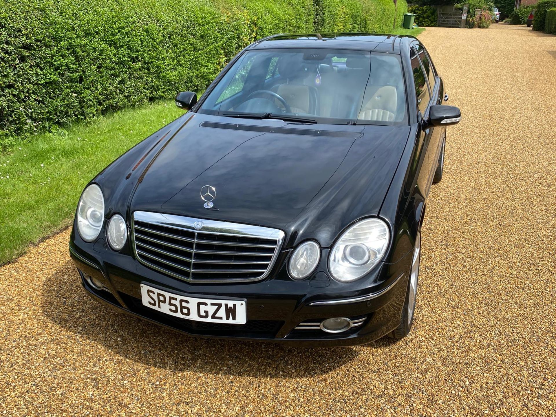 2006 MERCEDES E500 SPORT AUTO BLACK 4 DOOR SALOON, 5461cc GAS BI-FUEL, 188,042 MILES *NO VAT* - Image 2 of 25