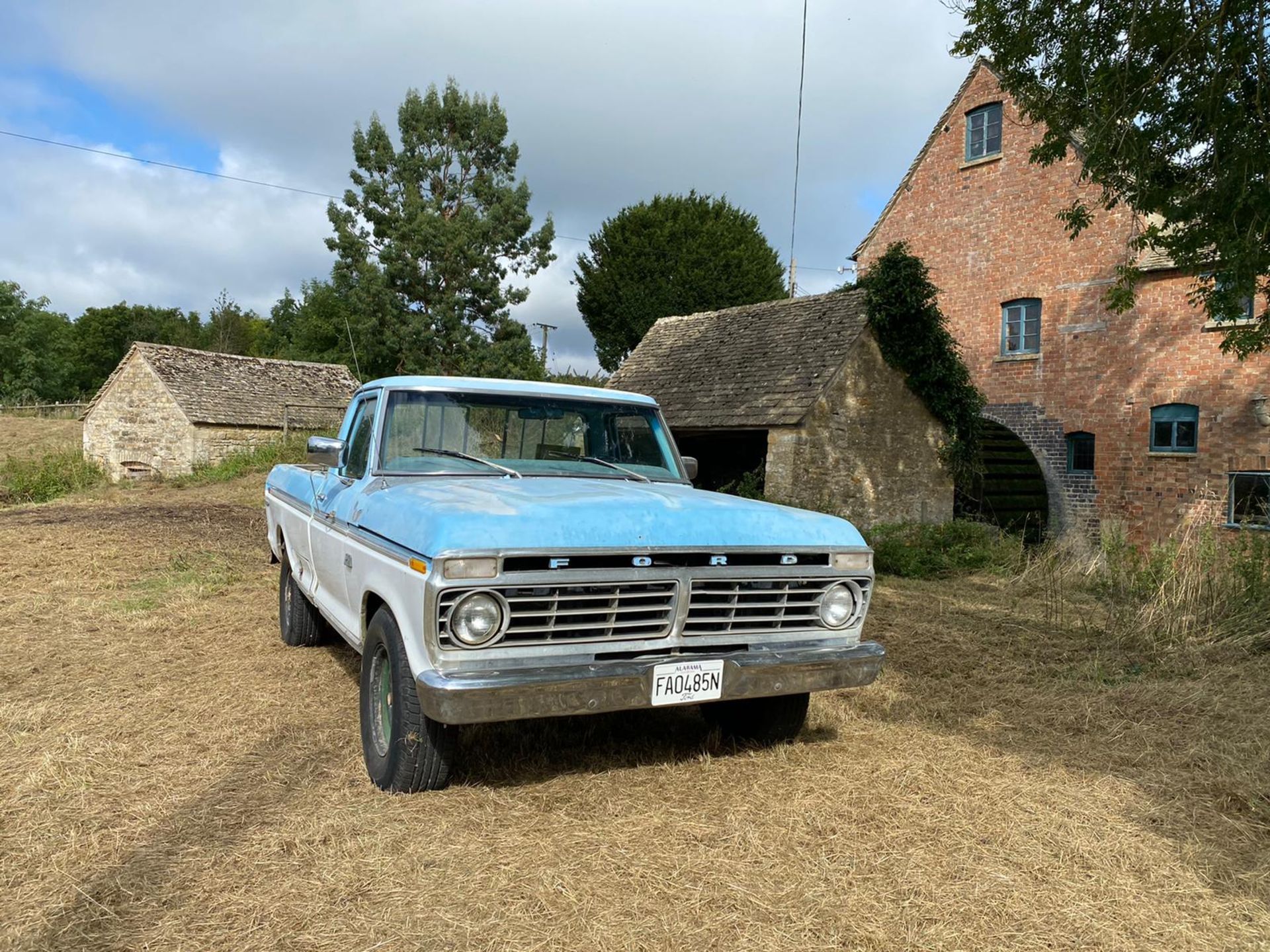 1975 FORD F-250 6.4 (390) V8, 4 SPEED MANUAL, HAS JUST BEEN REGISTERED, NEW BENCH SEAT *NO VAT* - Image 4 of 22