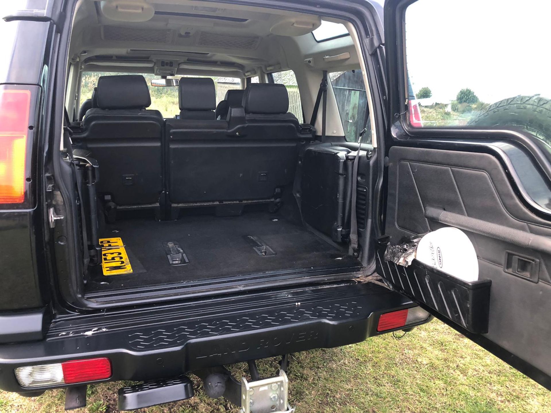 2003 LAND ROVER DISCOVERY TD5 GS AUTO 7 SEAT BLACK ESTATE, 132,559 MILES, 2.5 DIESEL ENGINE *NO VAT* - Image 8 of 15