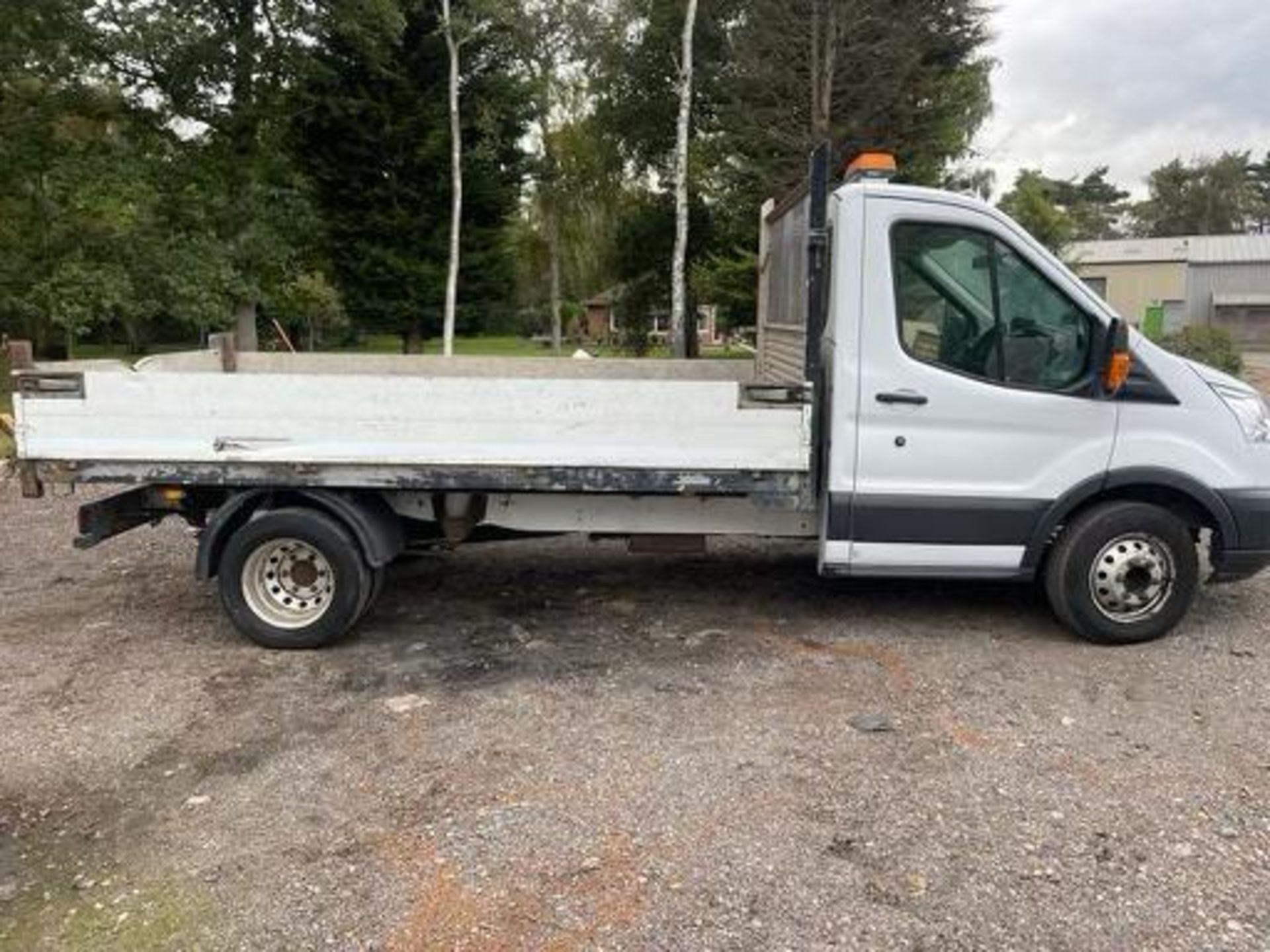 2015/65 FORD TRANSIT 350 TIPPER, 130K MILES, SHOWING 1 PREVIOUS KEEPERS, 2.2 DIESEL *PLUS VAT* - Image 8 of 9