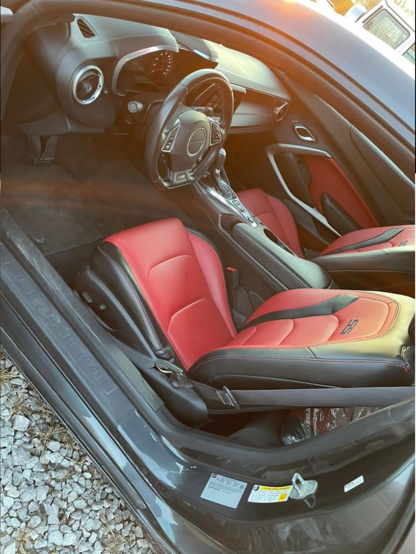 2017 Chevrolet Camaro 6.2 V8 grey with red and black interior plus vat with Nova *PLUS VAT* - Image 6 of 8