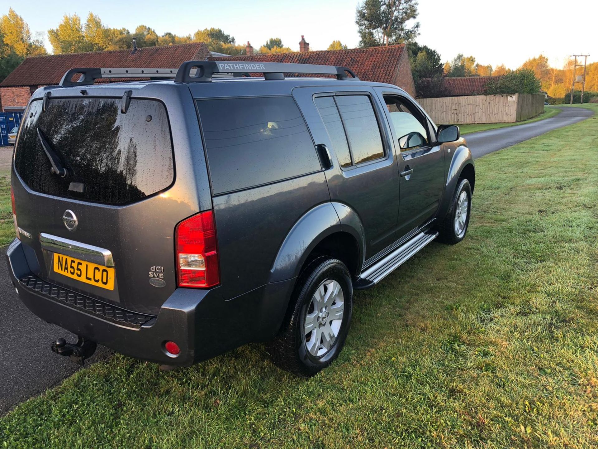 2005/55 NISSAN PATHFINDER SVE DCI 174 7 SEAT GREY ESTATE, 146,401 MILES, 2.5 DIESEL *NO VAT* - Image 6 of 15