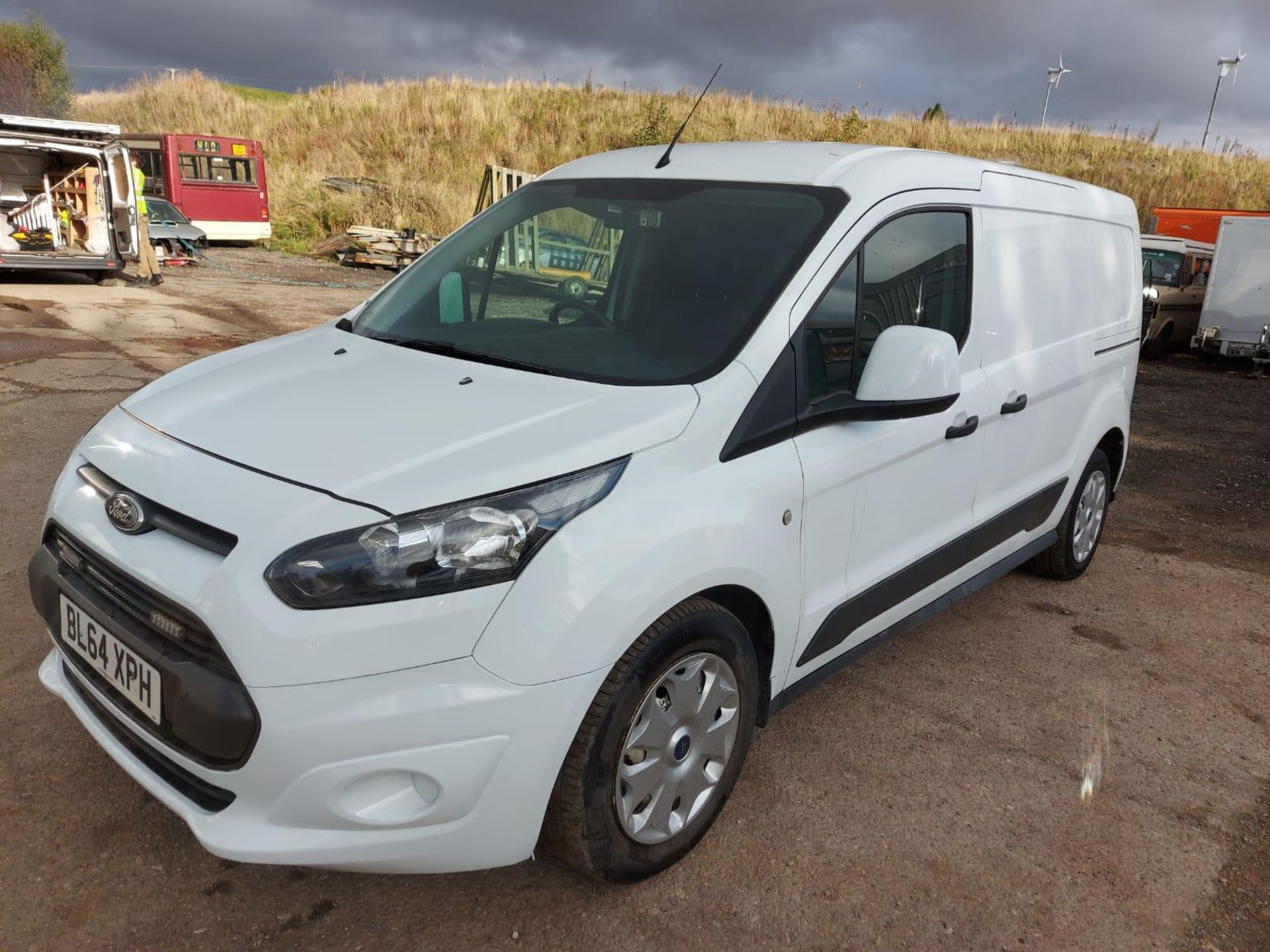 2015/64 FORD TRANSIT CONNECT 240 LWB WHITE PANEL VAN, 75K MILES, 1.5 DIESEL ENGINE *PLUS VAT* - Image 4 of 8