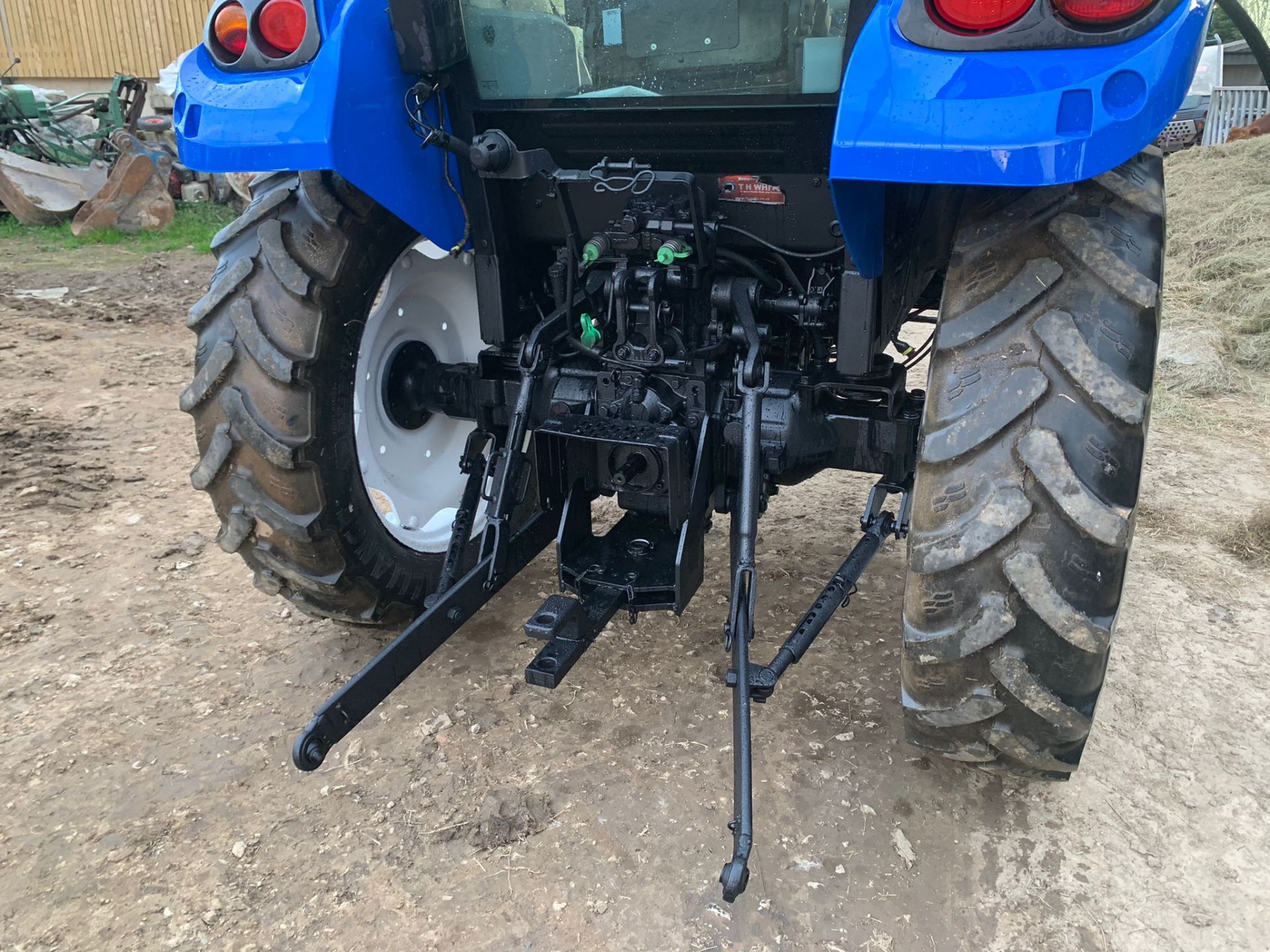 2016 NEW HOLLAND T455 55hp TRACTOR, RUNS DRIVES AND WORKS, CABBED, ROAD REGISTERED *PLUS VAT* - Image 9 of 15