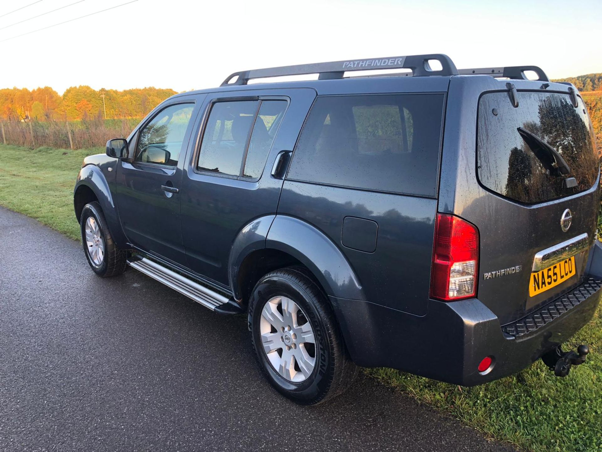 2005/55 NISSAN PATHFINDER SVE DCI 174 7 SEAT GREY ESTATE, 146,401 MILES, 2.5 DIESEL *NO VAT* - Image 4 of 15