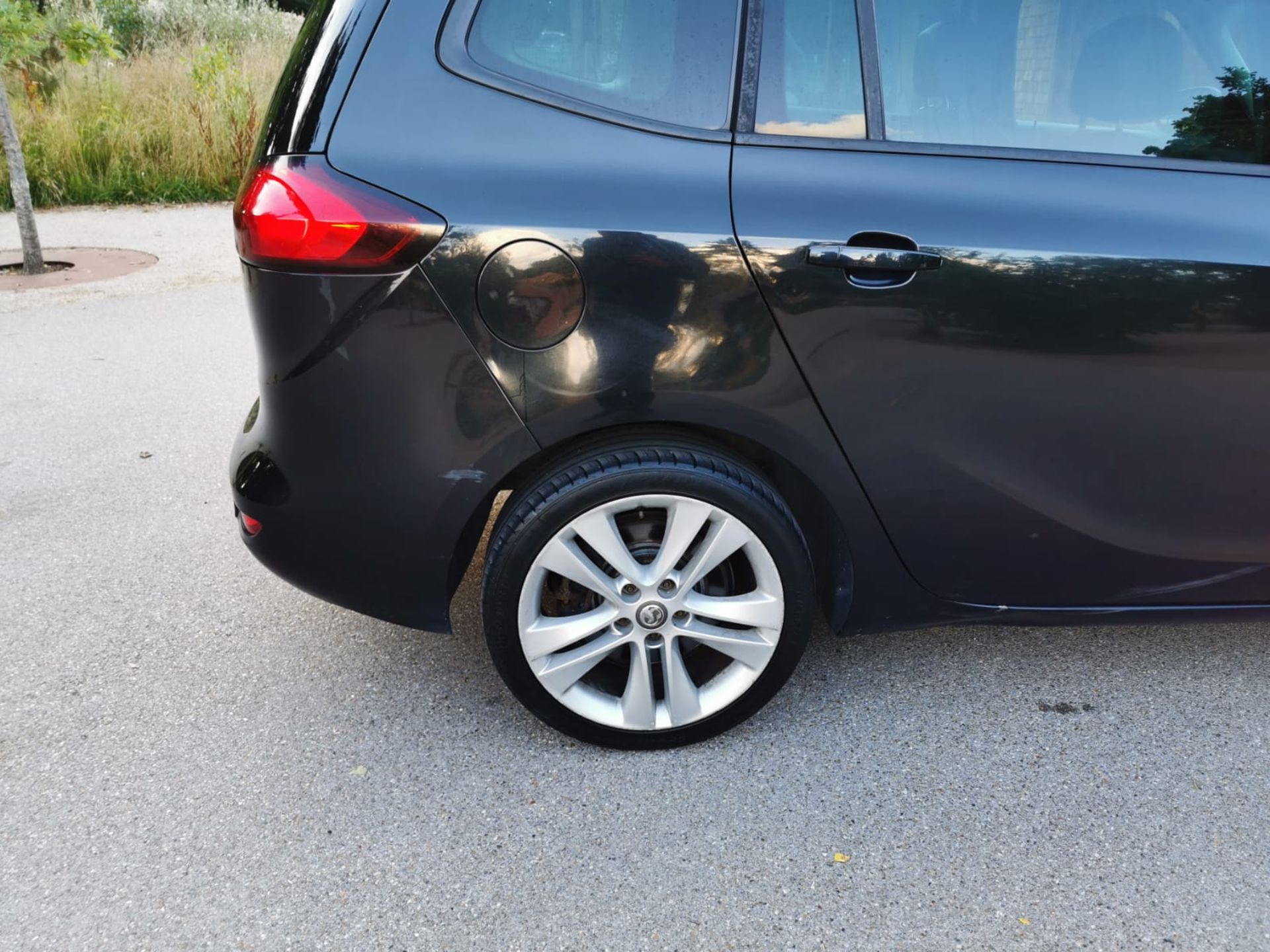 2014 VAUXHALL ZAFIRA TOURER SRI CDTI BLACK 7 SEATS MPV, 2.0 DIESEL ENGINE, MANUAL *NO VAT* - Image 12 of 22