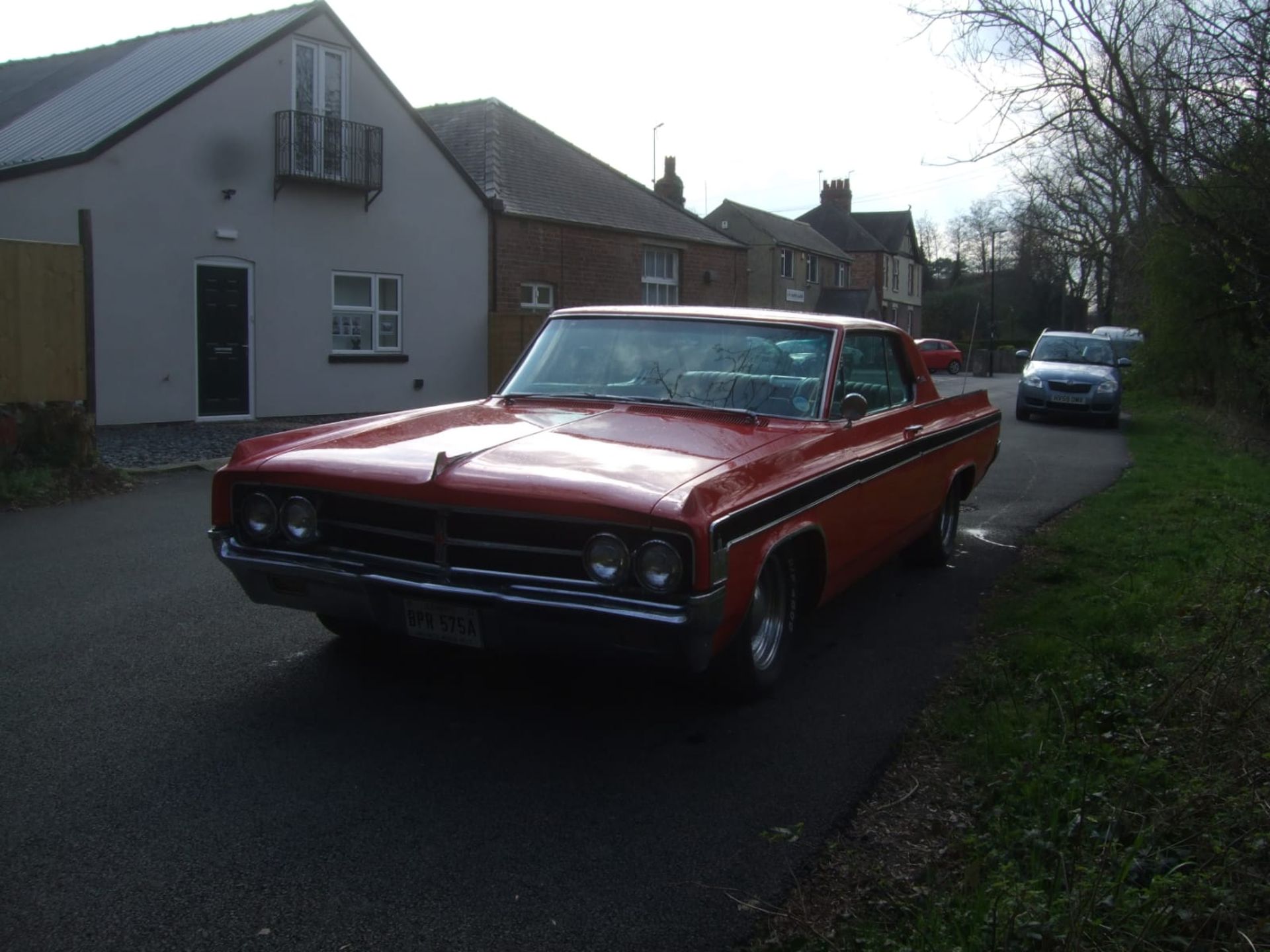 1963 OLDSMOBILE, STARFIRE COUPE, RARE CAR! SHOWING 71,026 MILES, MOT AND TAX EXEMPT *NO VAT* - Image 2 of 11