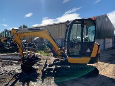 2012 JCB 8026 2.6 TON DIGGER, RUNS DRIVES AND DIGS WELL, SHOWING A LOW AND GENUINE 3045 HOURS