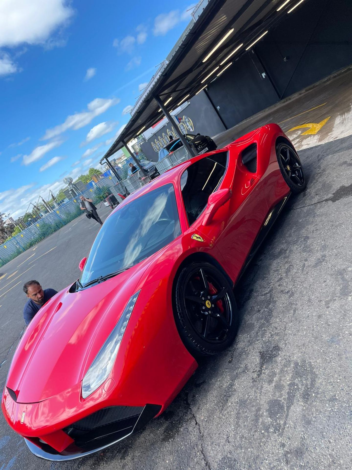 2016 FERRARI 488 GTB 2DR RED COUPE, PETROL, AUTOMATIC, 11K MILES, LEFT HAND DRIVE *NO VAT* - Image 9 of 22