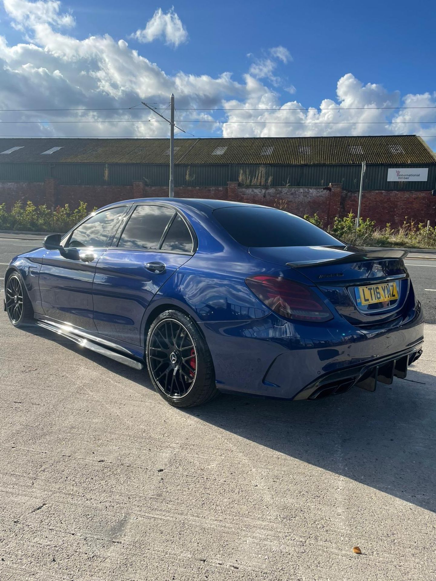 2016 MERCEDES-BENZ AMG C63 S PREMIUM AUTO BLUE SALOON, 4.0 PETROL, 31,500 MILES *NO VAT* - Image 3 of 10