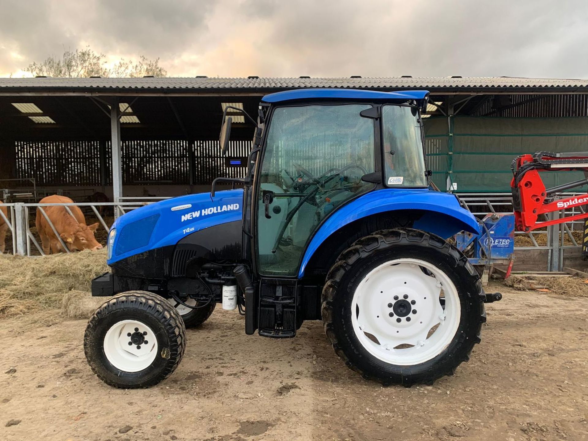 2016 NEW HOLLAND T455 55hp TRACTOR, RUNS DRIVES AND WORKS, CABBED, ROAD REGISTERED *PLUS VAT* - Image 3 of 15