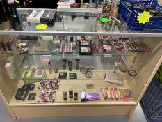 JOB LOT OF MAKE UP, APPROX 1200 ITEMS *NO VAT*