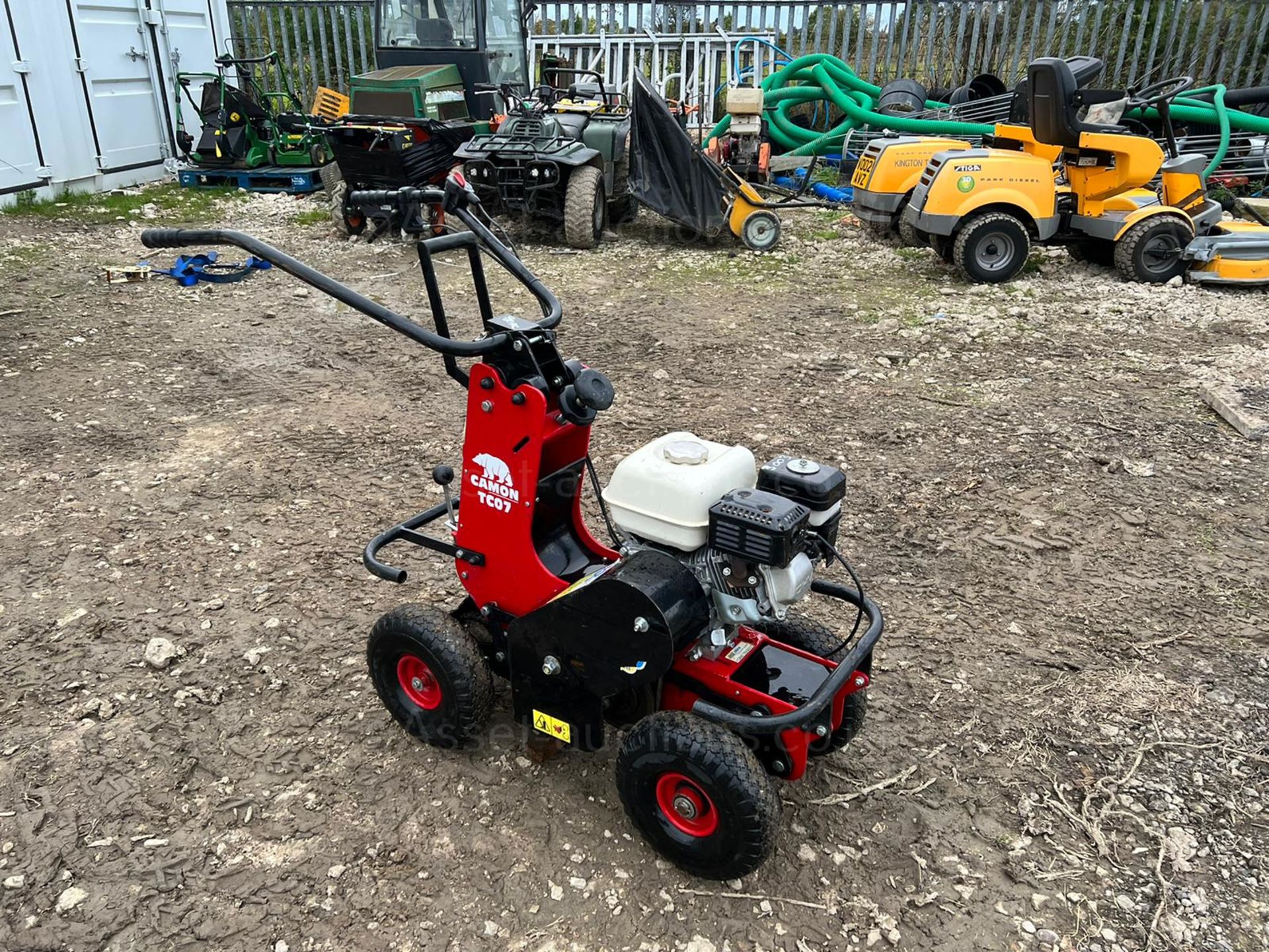 2020 CAMON TC07 TURF CUTTER, RUNS AND WORKS WELL, LIKE NEW, GREAT CONDITION, HONDA GX160 ENGINE - Image 3 of 9