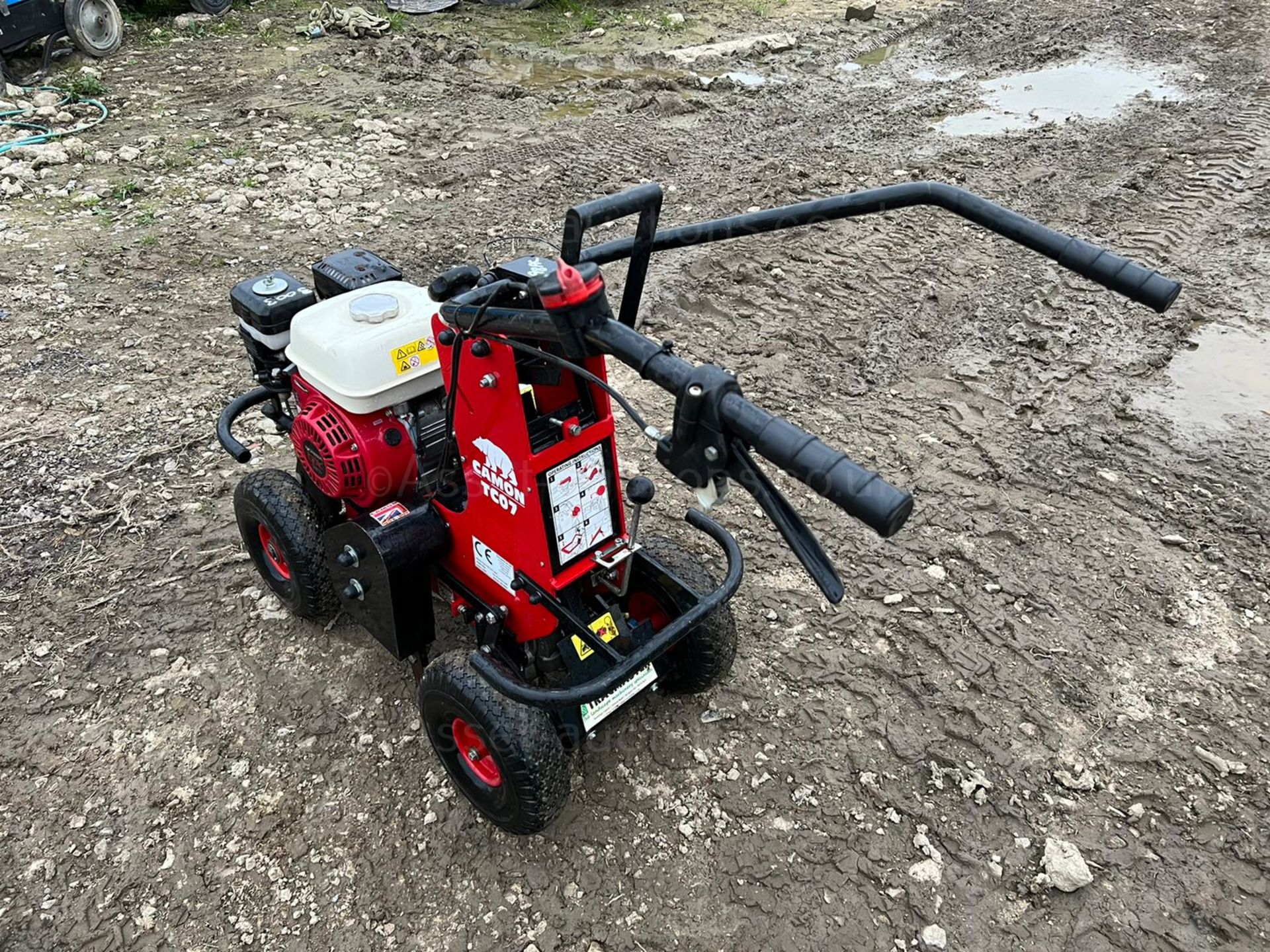 2020 CAMON TC07 TURF CUTTER, RUNS AND WORKS WELL, LIKE NEW, GREAT CONDITION, HONDA GX160 ENGINE - Image 5 of 9