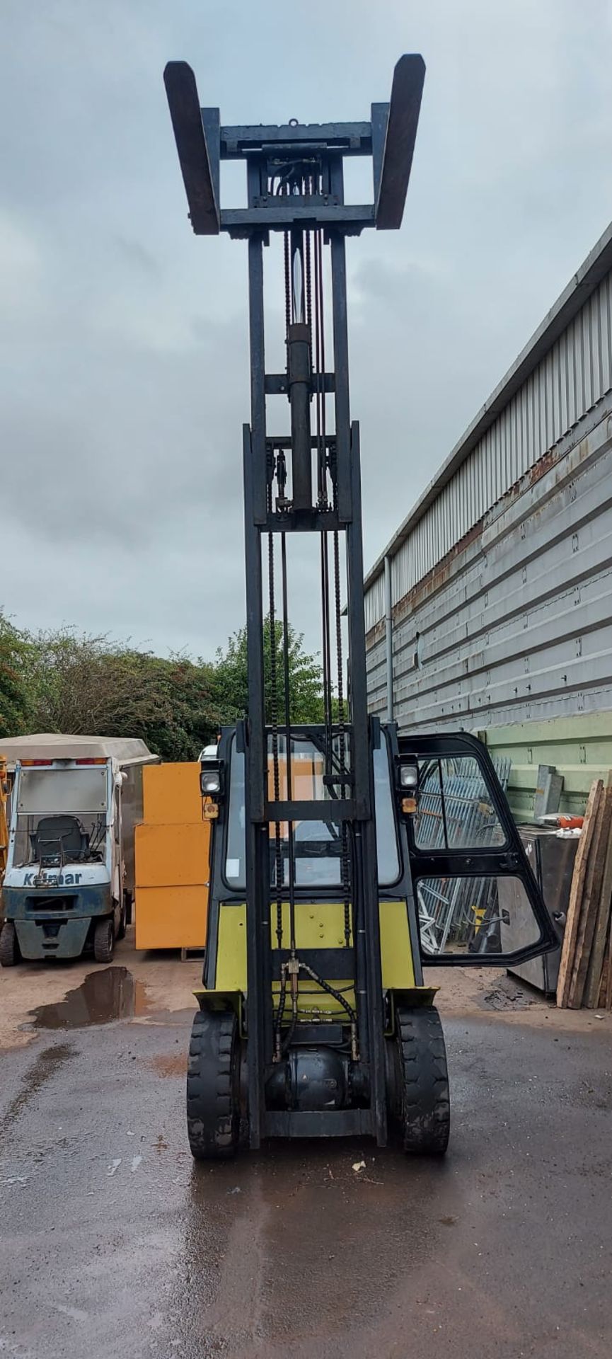 3 TON CLARK CMP30 FORKLIFT, 7031 HOURS, GAS BOTTLE NOT INCLUDED *PLUS VAT* - Image 6 of 6