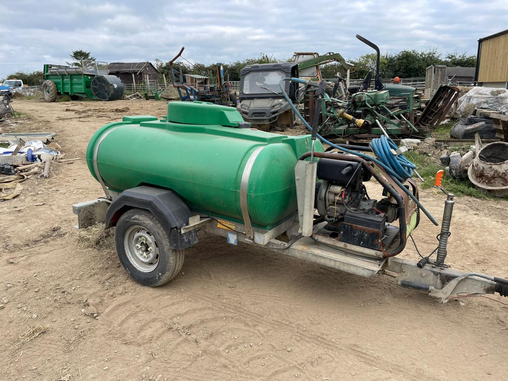 TRAILER ENGINEERED SINGLE AXLE DIESEL BOWSER TRAILER, YANMAR L100 DIESEL ENGINE *PLUS VAT*