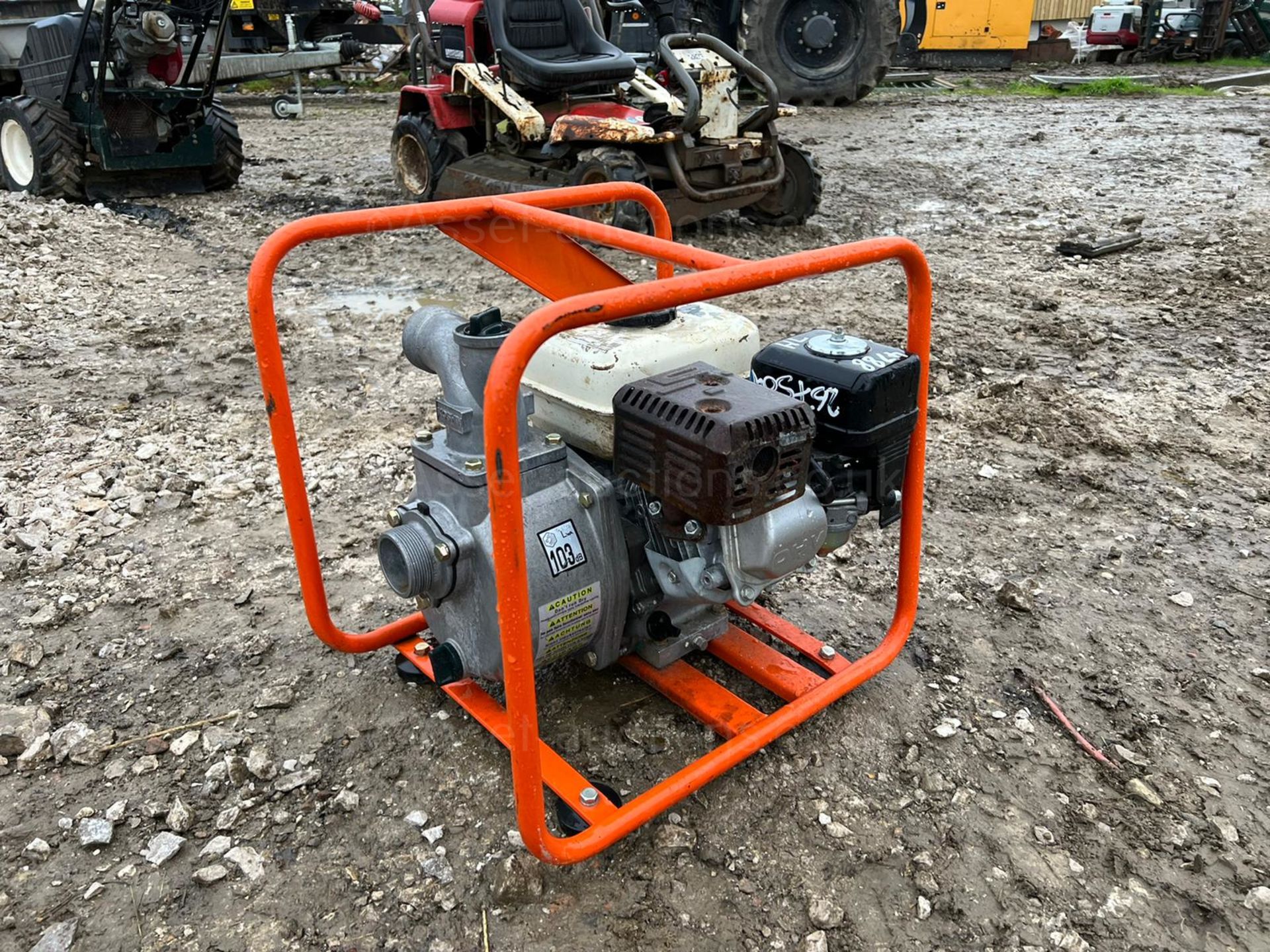 2018 HONDA 2" WATER PUMP, IN WORKING ORDER, HONDA GX120 ENGINE *PLUS VAT* - Image 4 of 7