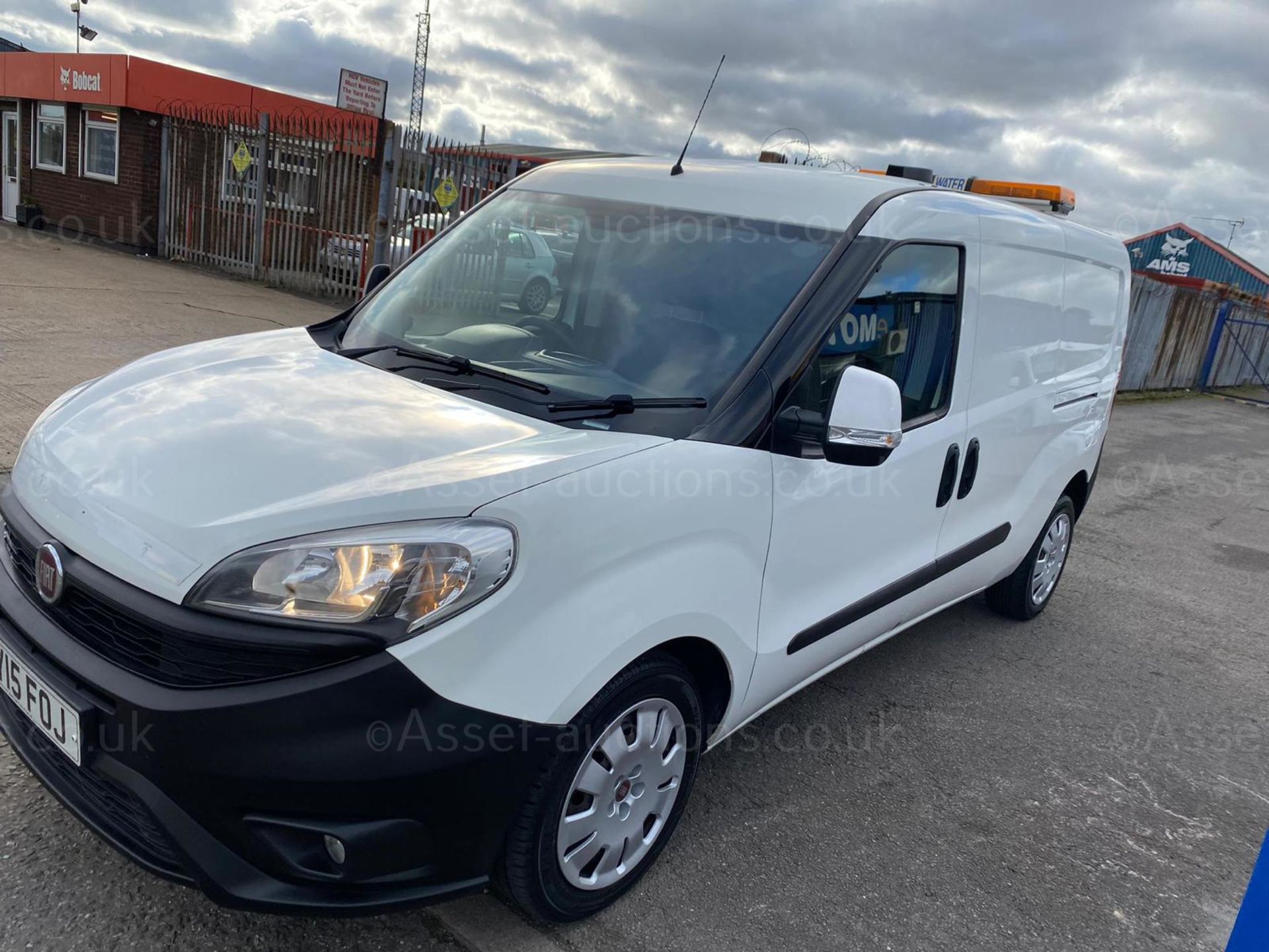 2015 FIAT DOBLO SX MULTIJET LWB WHITE PANEL VAN, 76K MILES, 1248cc DIESEL, TWIN SIDE DOOR *PLUS VAT* - Image 4 of 11