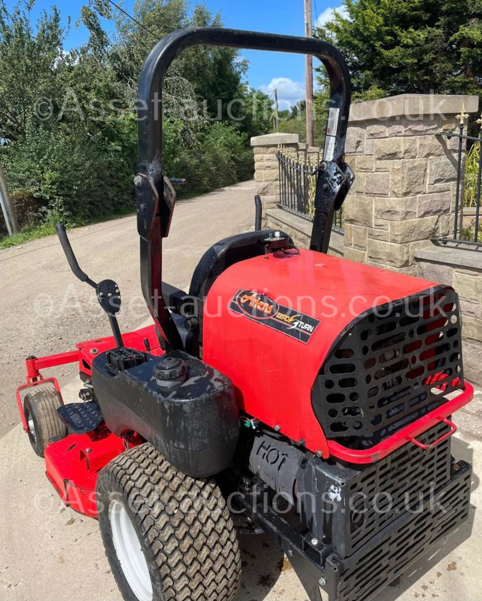 ARIENS 252 DIESEL ZERO TURN MOWER, RUNS DRIVES AND CUTS, GOOD SOLID TRIPLE BLADE DECK, ROLL BAR - Image 7 of 12