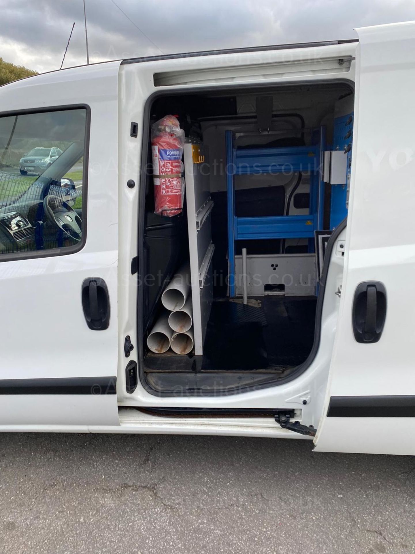 2015 FIAT DOBLO SX MULTIJET LWB WHITE PANEL VAN, 76K MILES, 1248cc DIESEL, TWIN SIDE DOOR *PLUS VAT* - Image 7 of 11