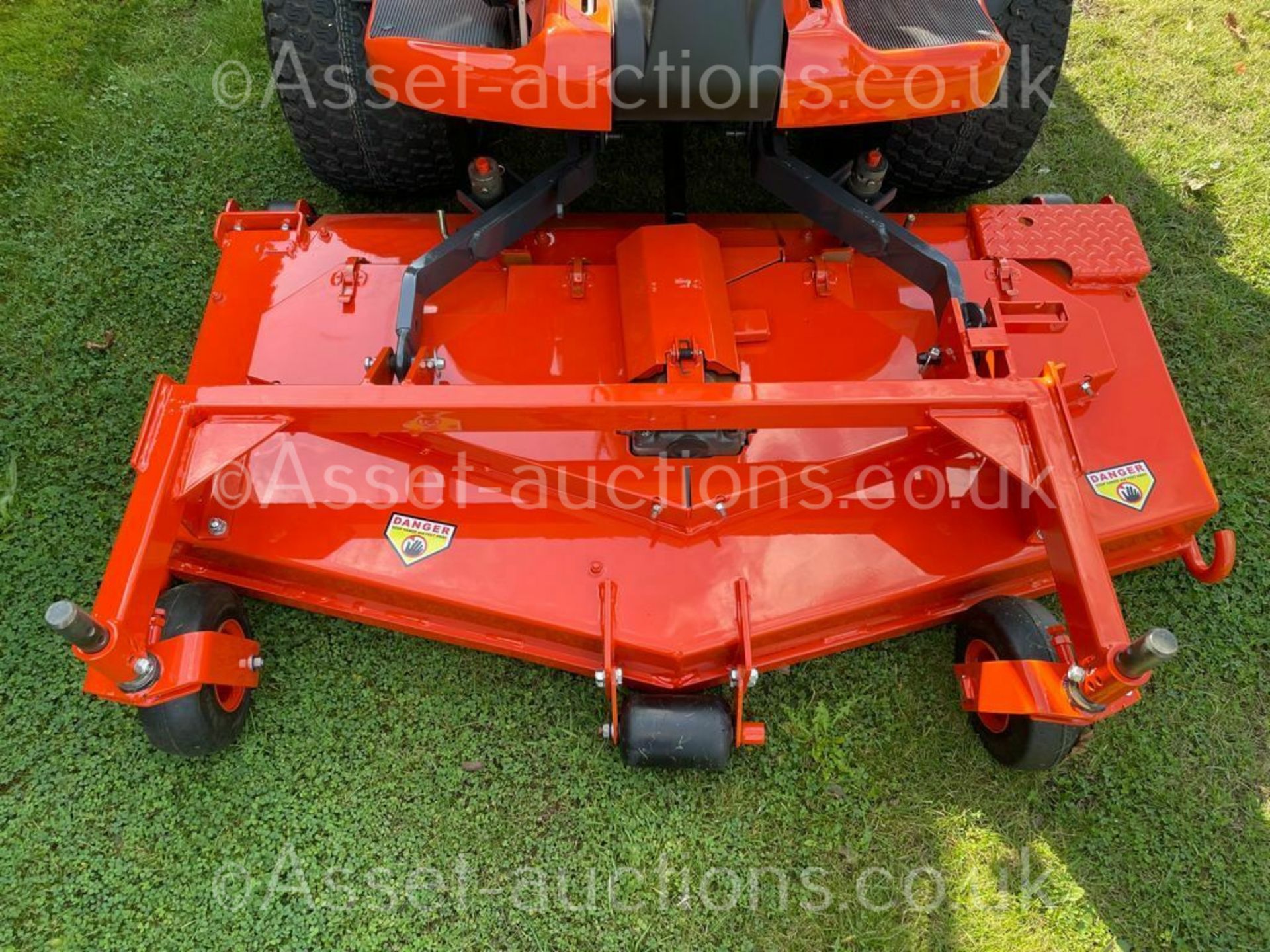 KUBOTA 3890 UPFRONT ROTARY MOWER, YEAR 2014, 4 WHEEL DRIVE, ONLY 1648 HOURS *PLUS VAT* - Image 9 of 18