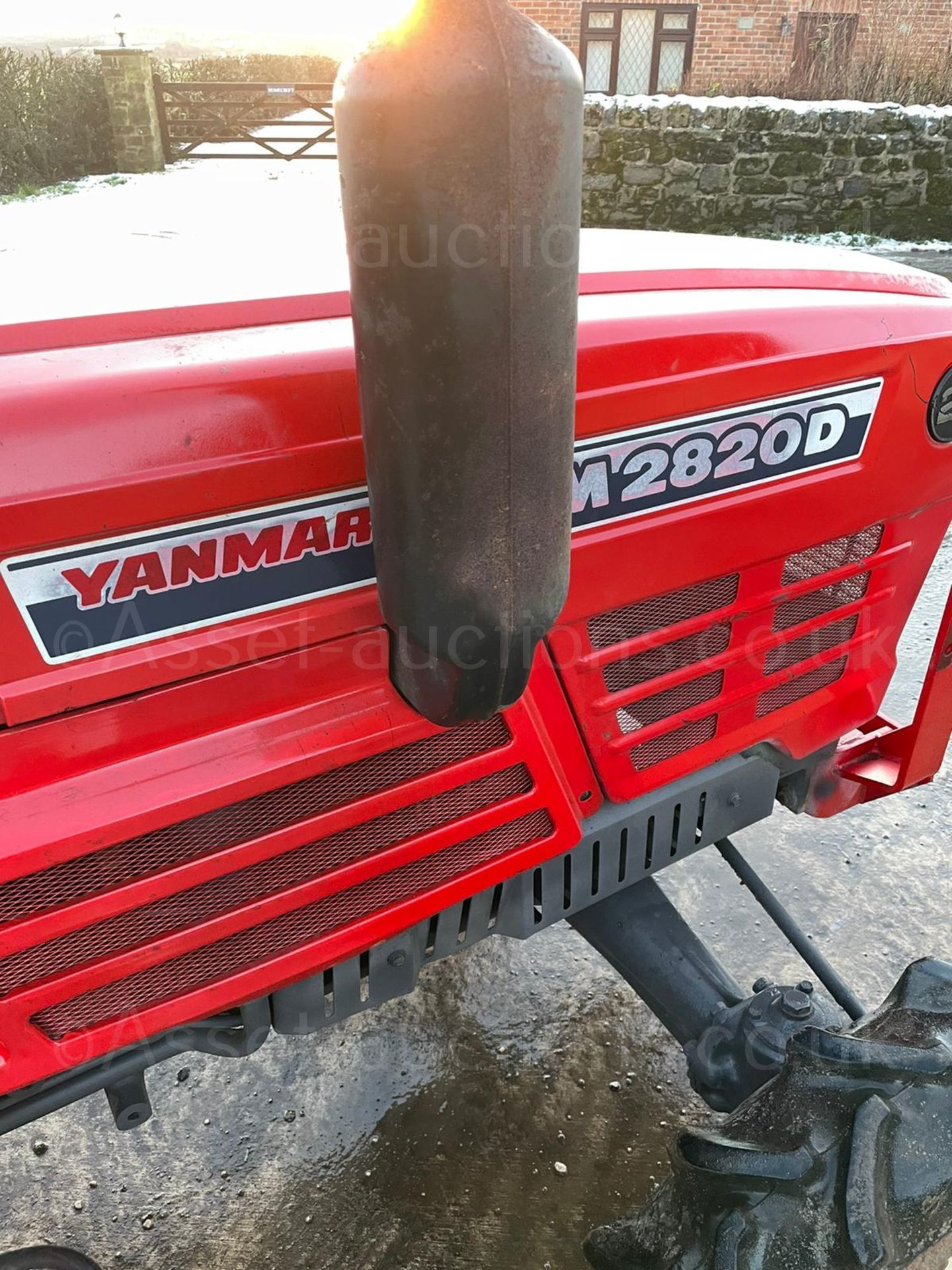 YANMAR YM2820D TRACTOR, 4 WHEEL DRIVE, WITH ROTATOR, RUNS AND WORKS, 3 POINT LINKAGE *PLUS VAT* - Image 14 of 16