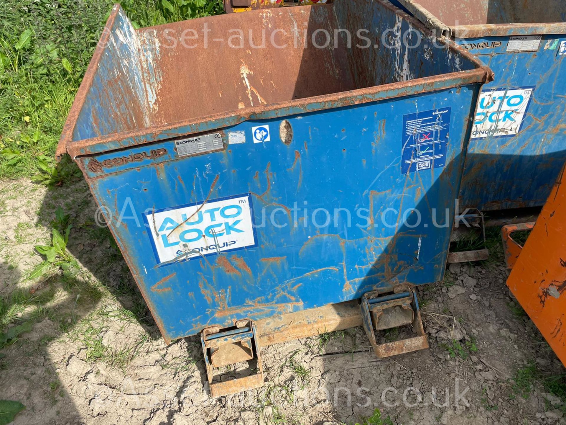 2018 CONQUIP TIPPING SKIP, 2000kg RATED CAPACITY, SUITABLE FOR PALLET FORKS *PLUS VAT* - Image 3 of 8