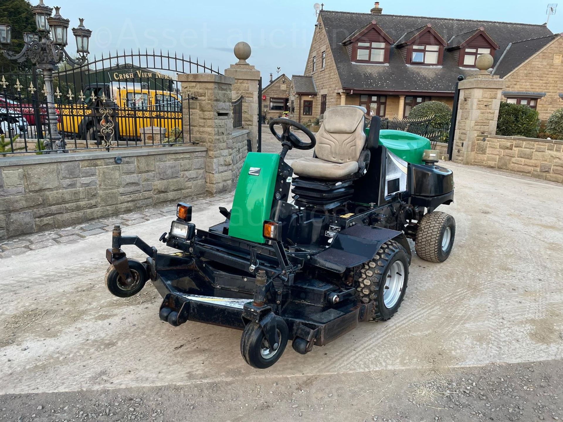 RANSOMES HR3806 RIDE ON MOWER, LOW 2915 HOURS, HYDROSTATIC *PLUS VAT* - Image 14 of 20